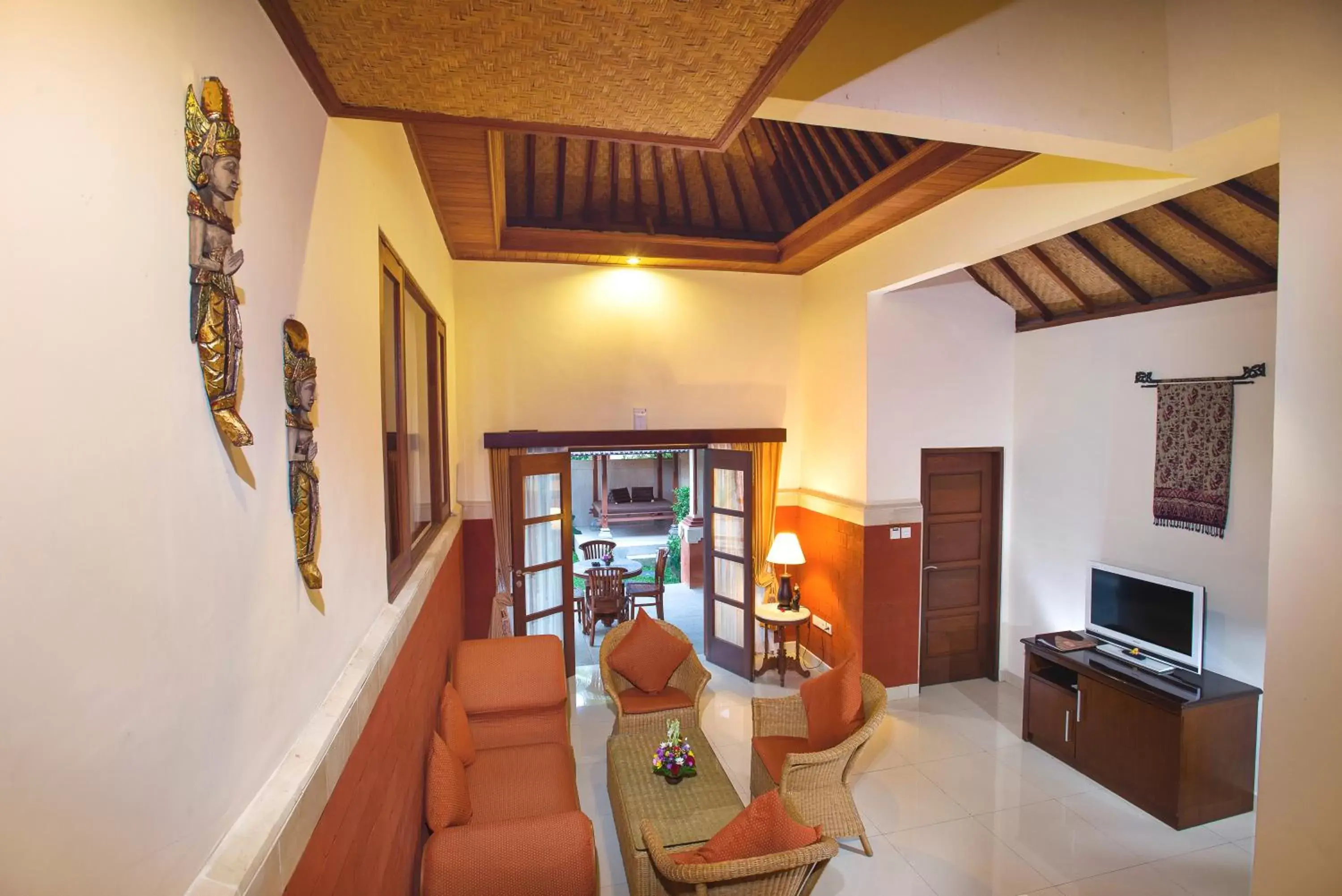 Living room, Seating Area in Rama Phala Resort & Spa
