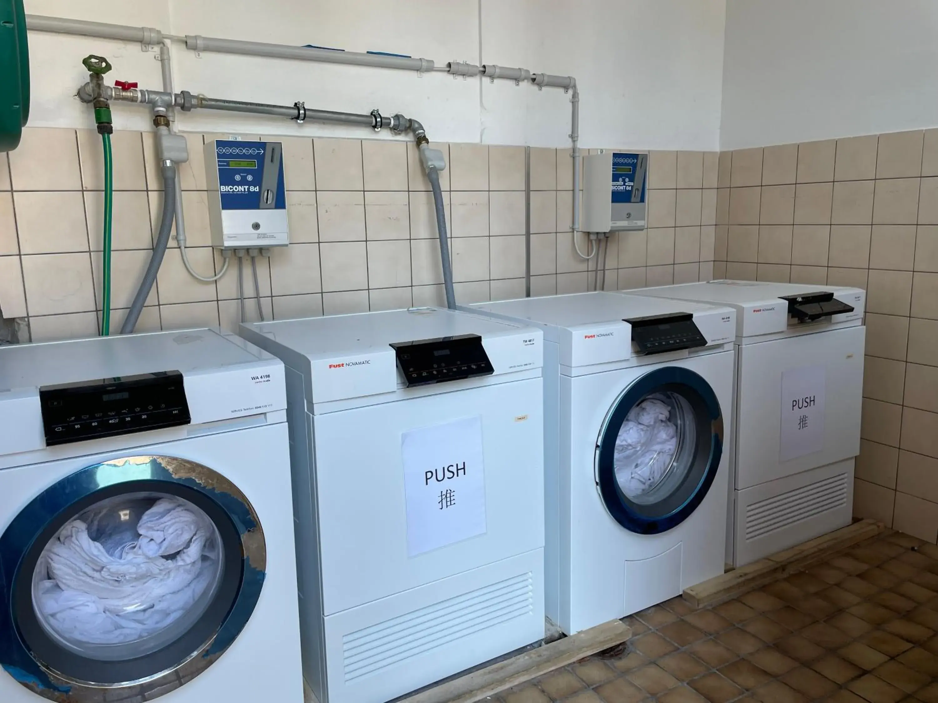 washing machine, Kitchen/Kitchenette in Hotel Toscana