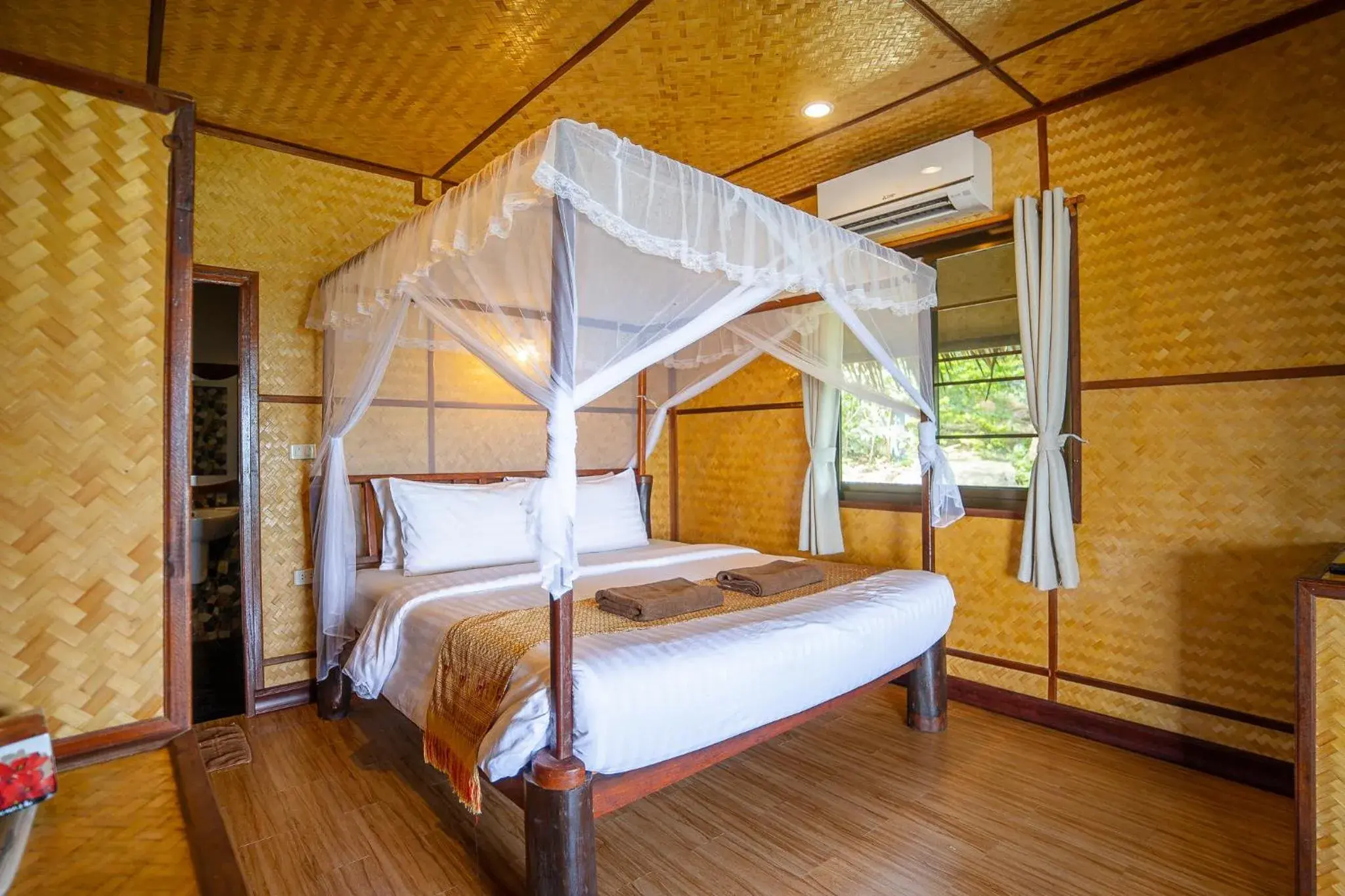 Bedroom, Bunk Bed in Koh Jum Resort