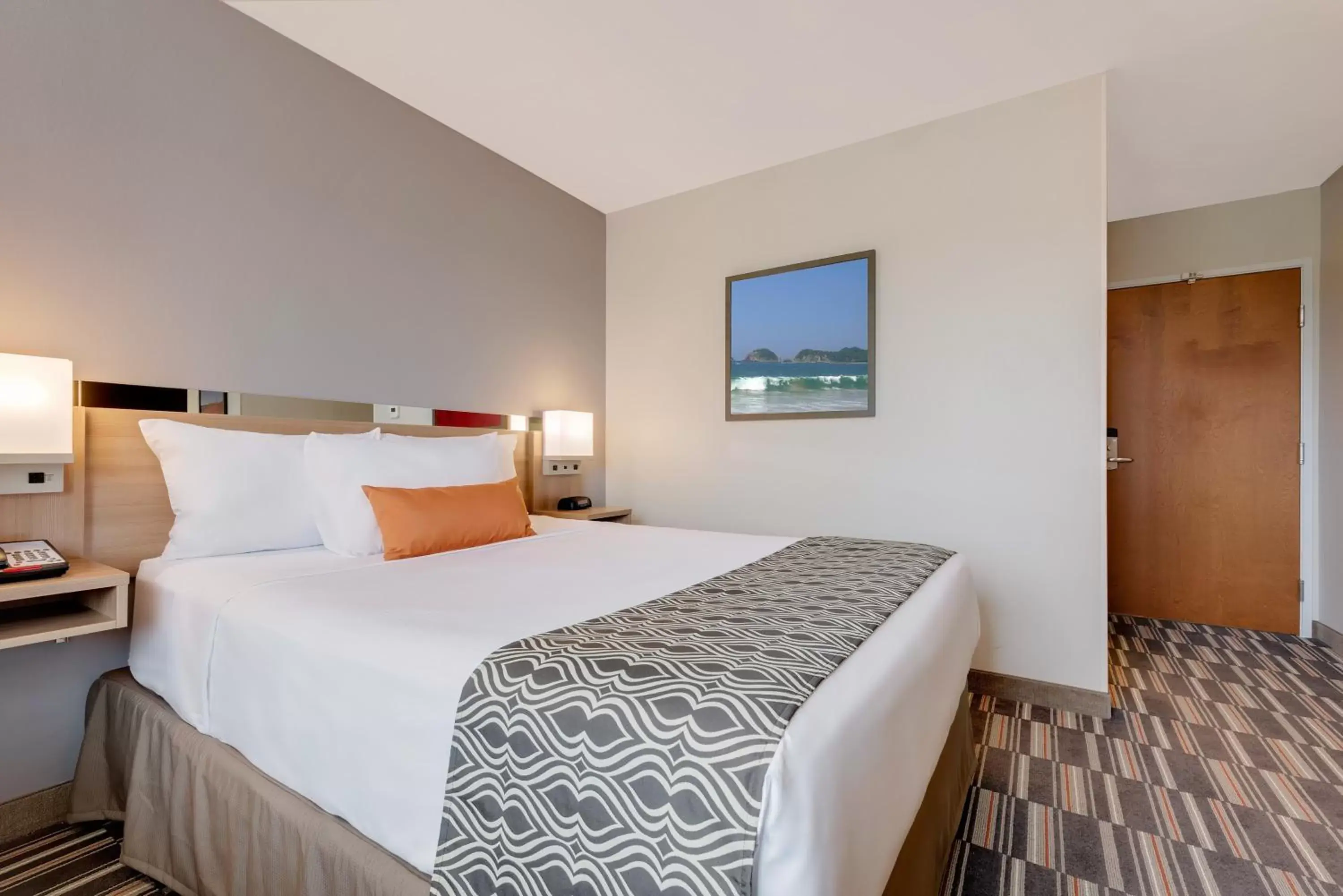 Bedroom, Bed in Microtel Inn & Suites by Wyndham Clarion