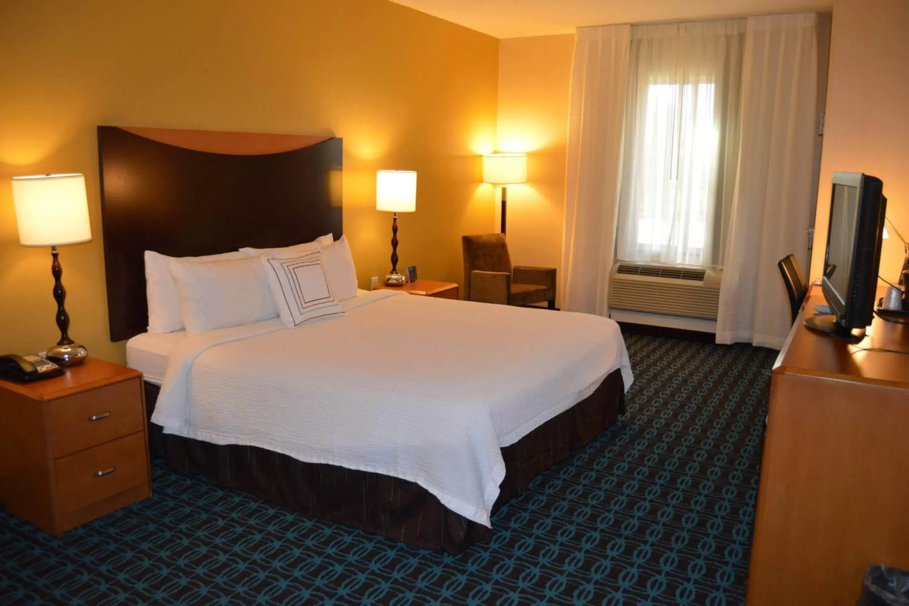 Photo of the whole room, Bed in Fairfield Inn & Suites Houston Channelview