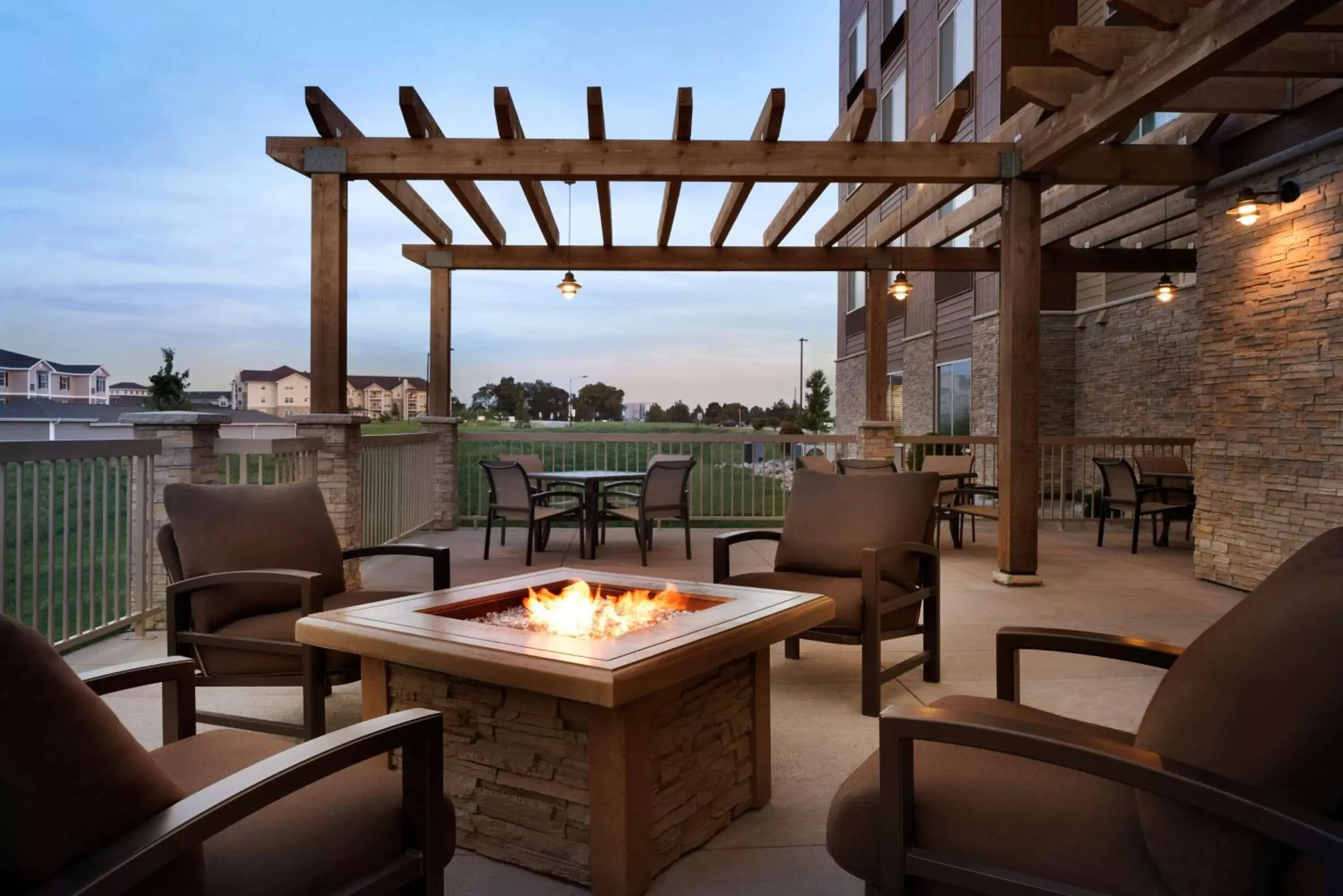 Patio, Restaurant/Places to Eat in Country Inn & Suites by Radisson, Indianola, IA