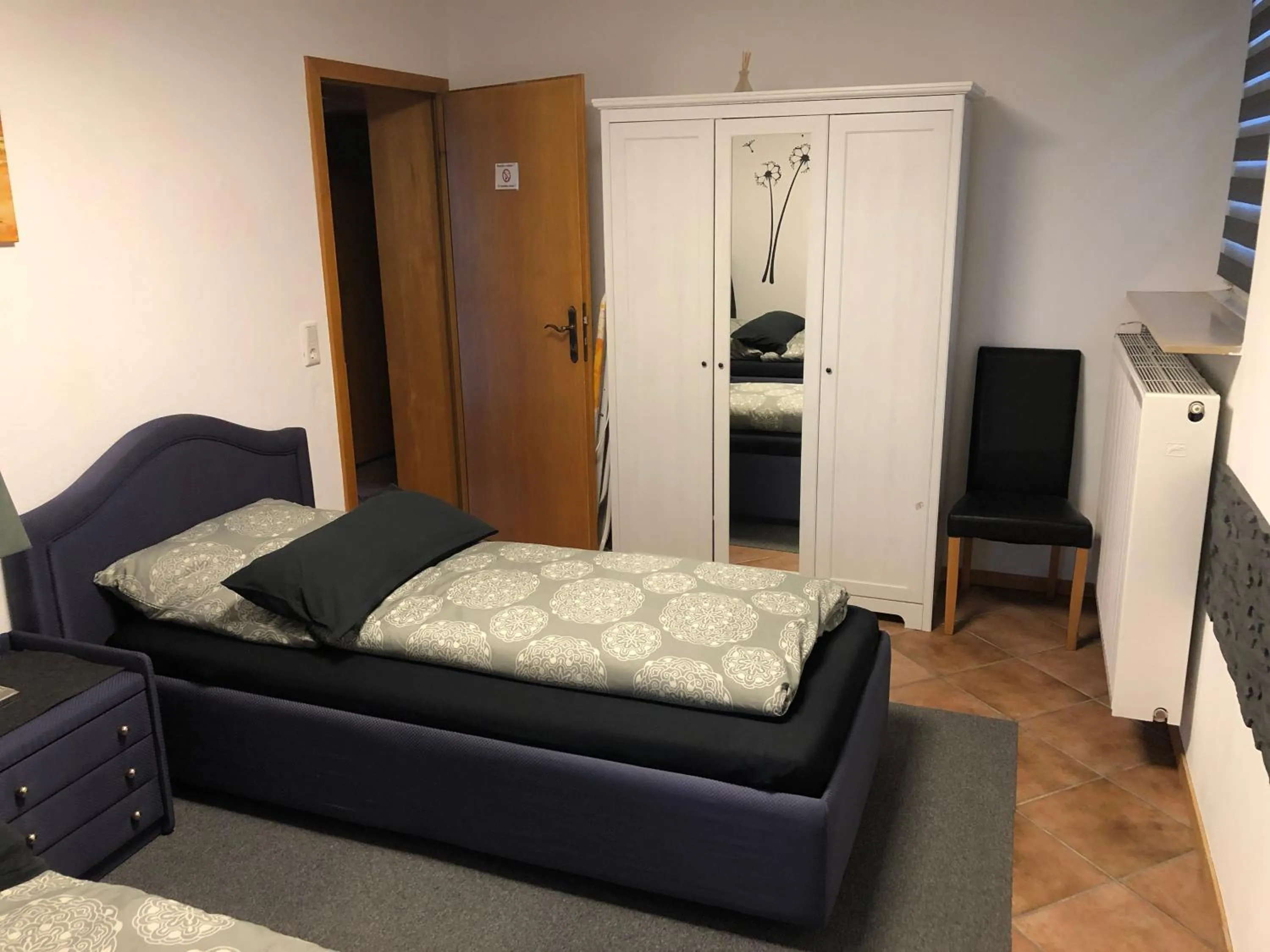 Photo of the whole room in Messezimmer 4u