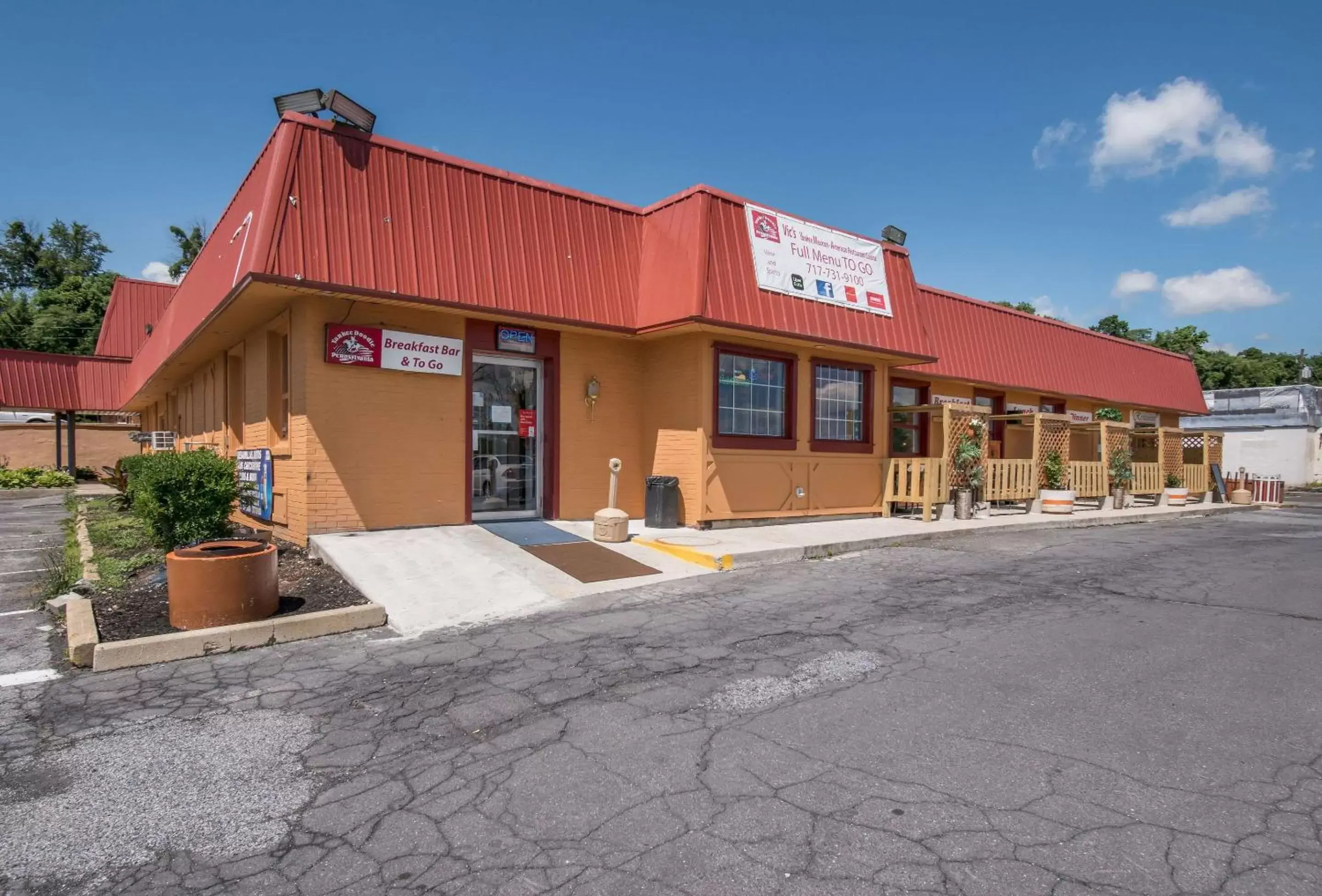 Property Building in Rodeway Inn Wormleysburg – Harrisburg