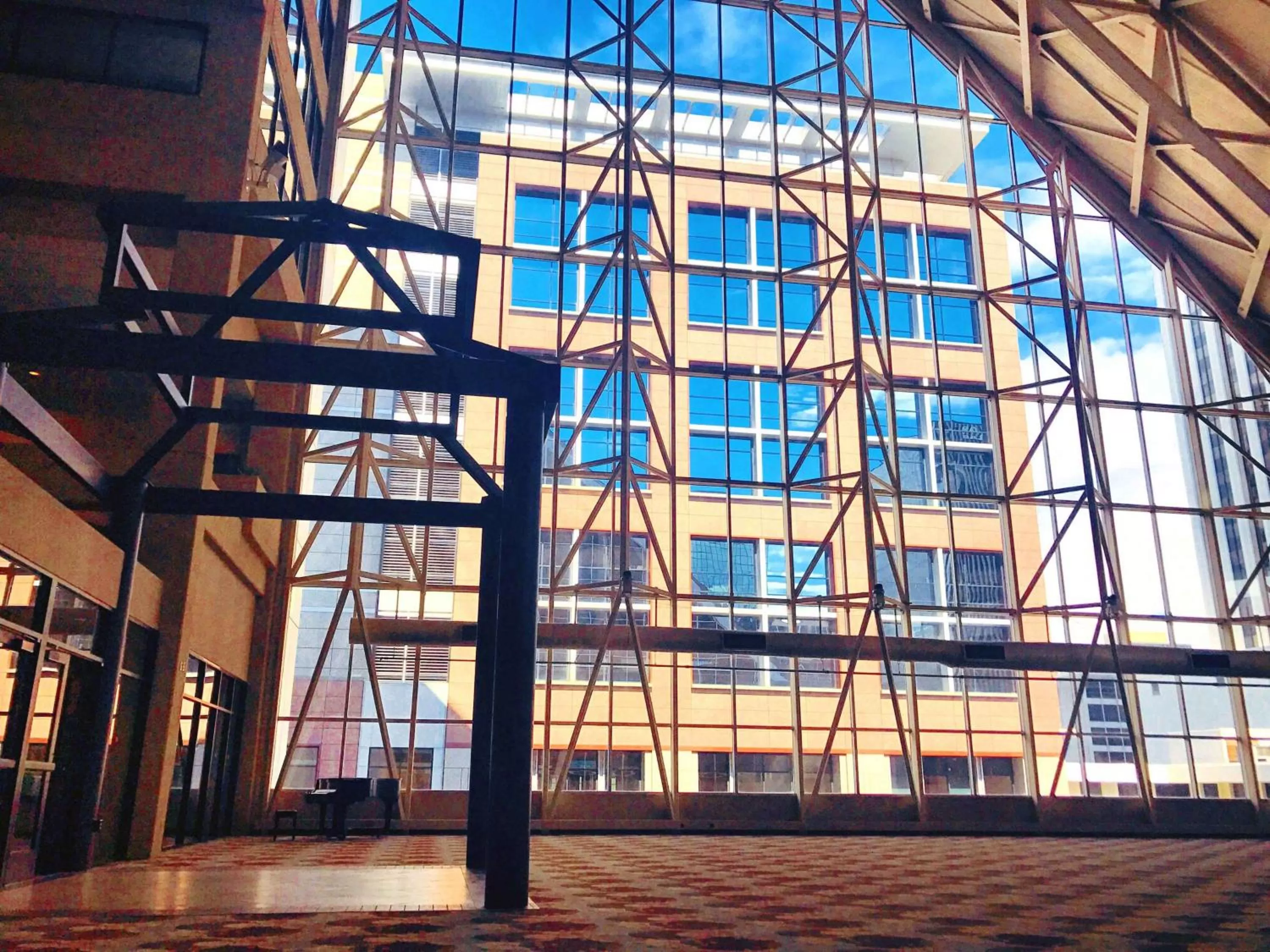 Lobby or reception in DoubleTree by Hilton St Paul Downtown