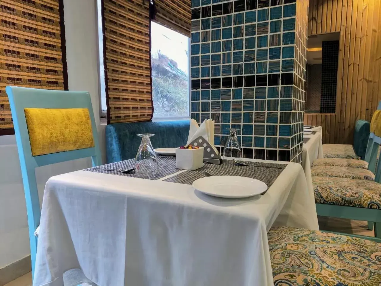 Restaurant/places to eat in Hotel Shiva Continental Restaurant/places to eat in Hotel Shiva Continental