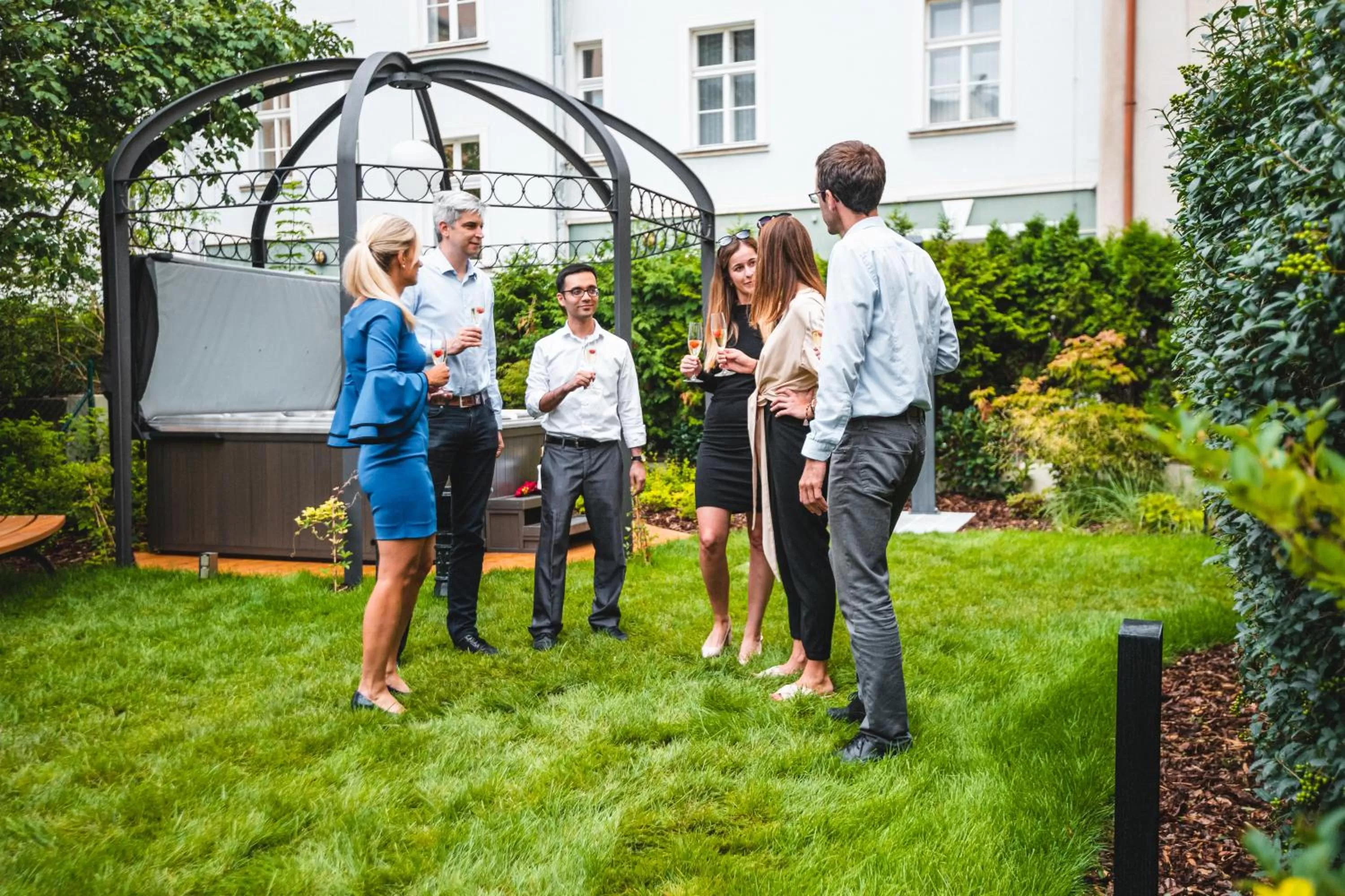 Garden in Garden Suites Residence by TKC