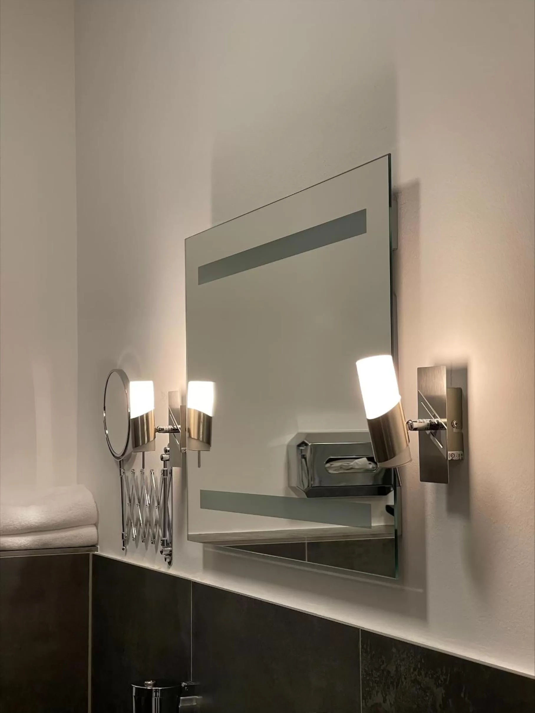 Bathroom in Hotel Mintarder Wasserbahnhof