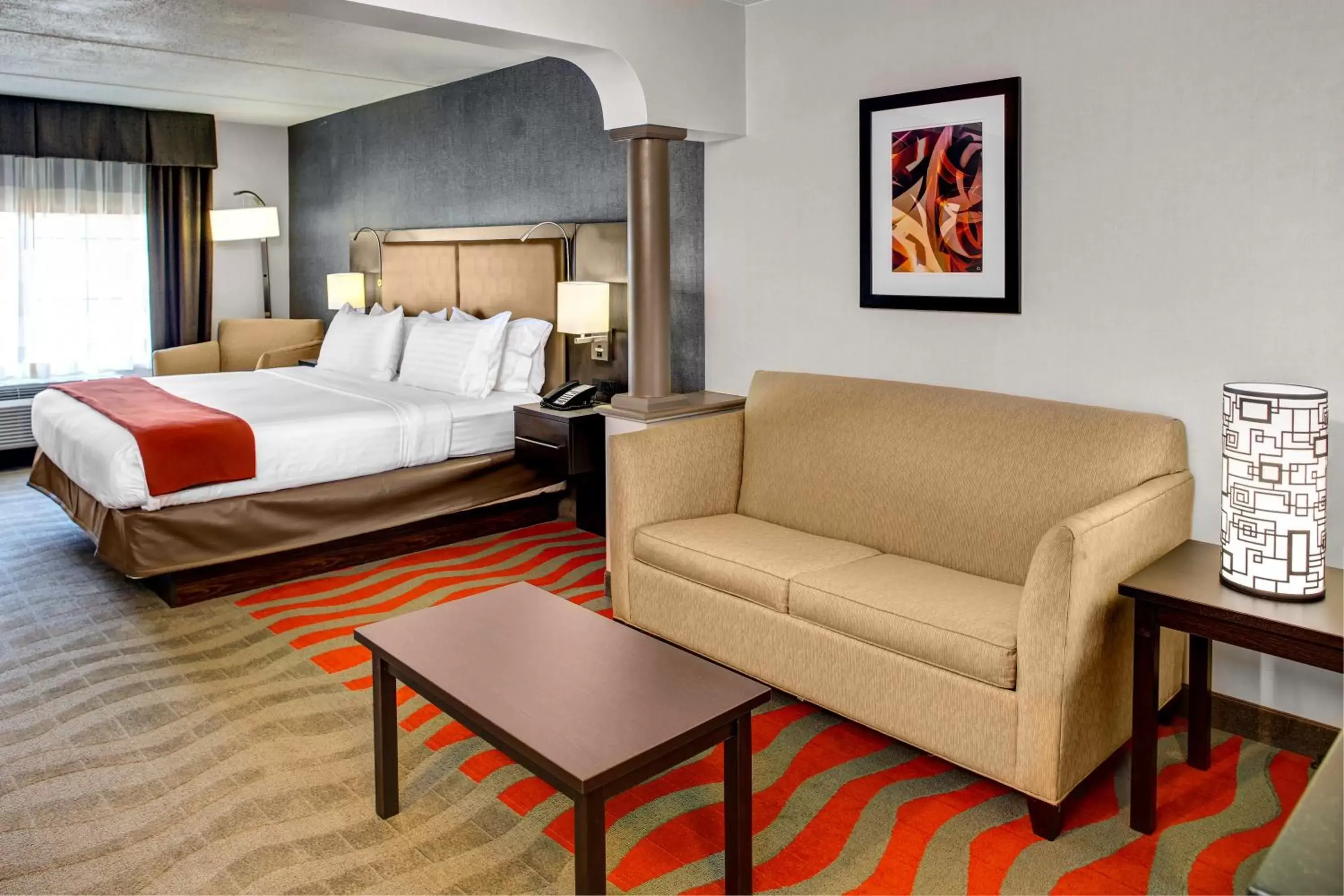 Photo of the whole room in Holiday Inn Express Hotel & Suites Pittsburgh-South Side, an IHG Hotel