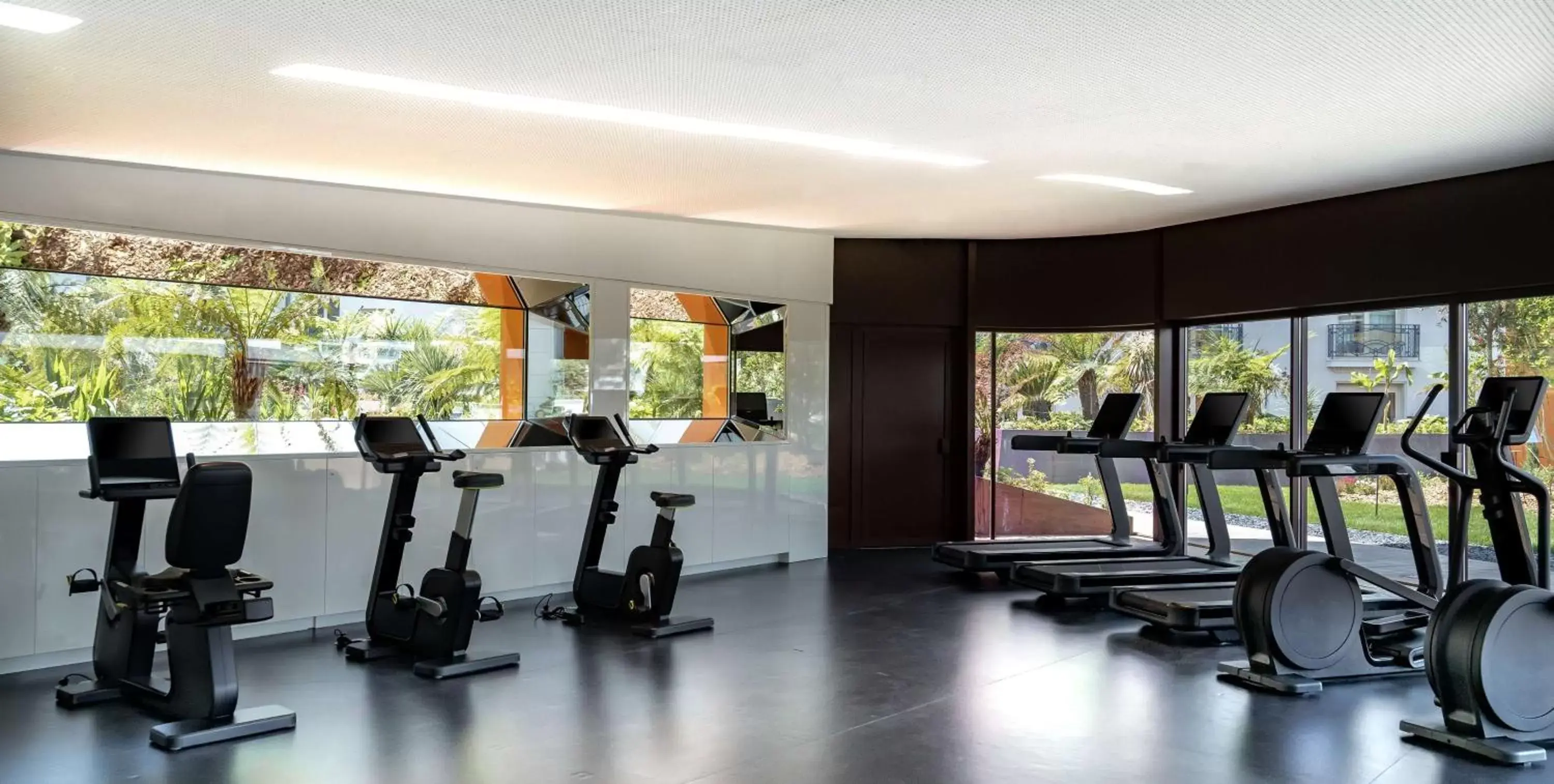 Fitness centre/facilities, Fitness Center/Facilities in Hôtel Martinez, in The Unbound Collection by Hyatt