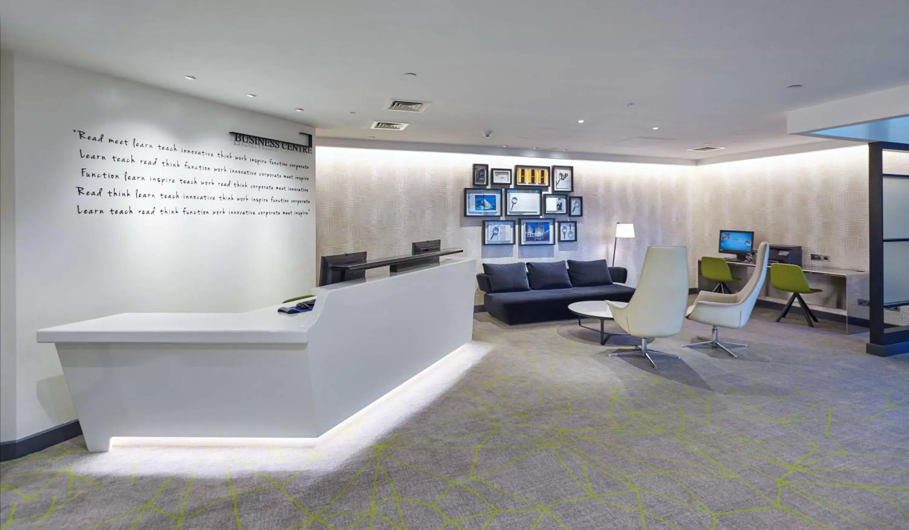 Meeting/conference room, Lobby/Reception in Hilton London Heathrow Airport