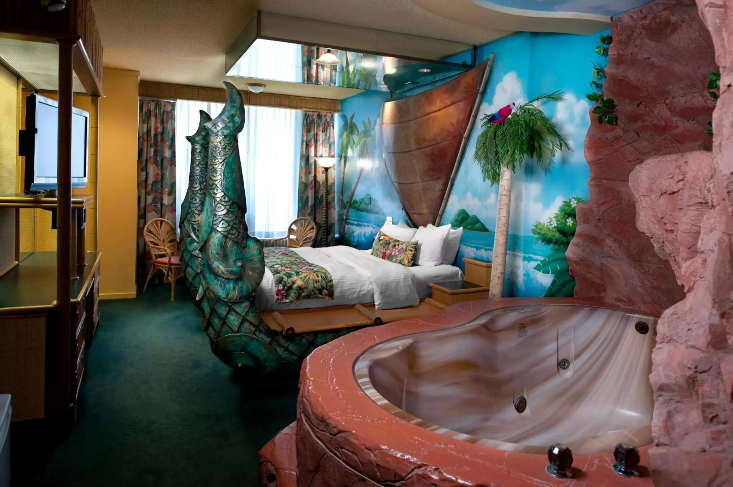 Hot Tub in Fantasyland Hotel