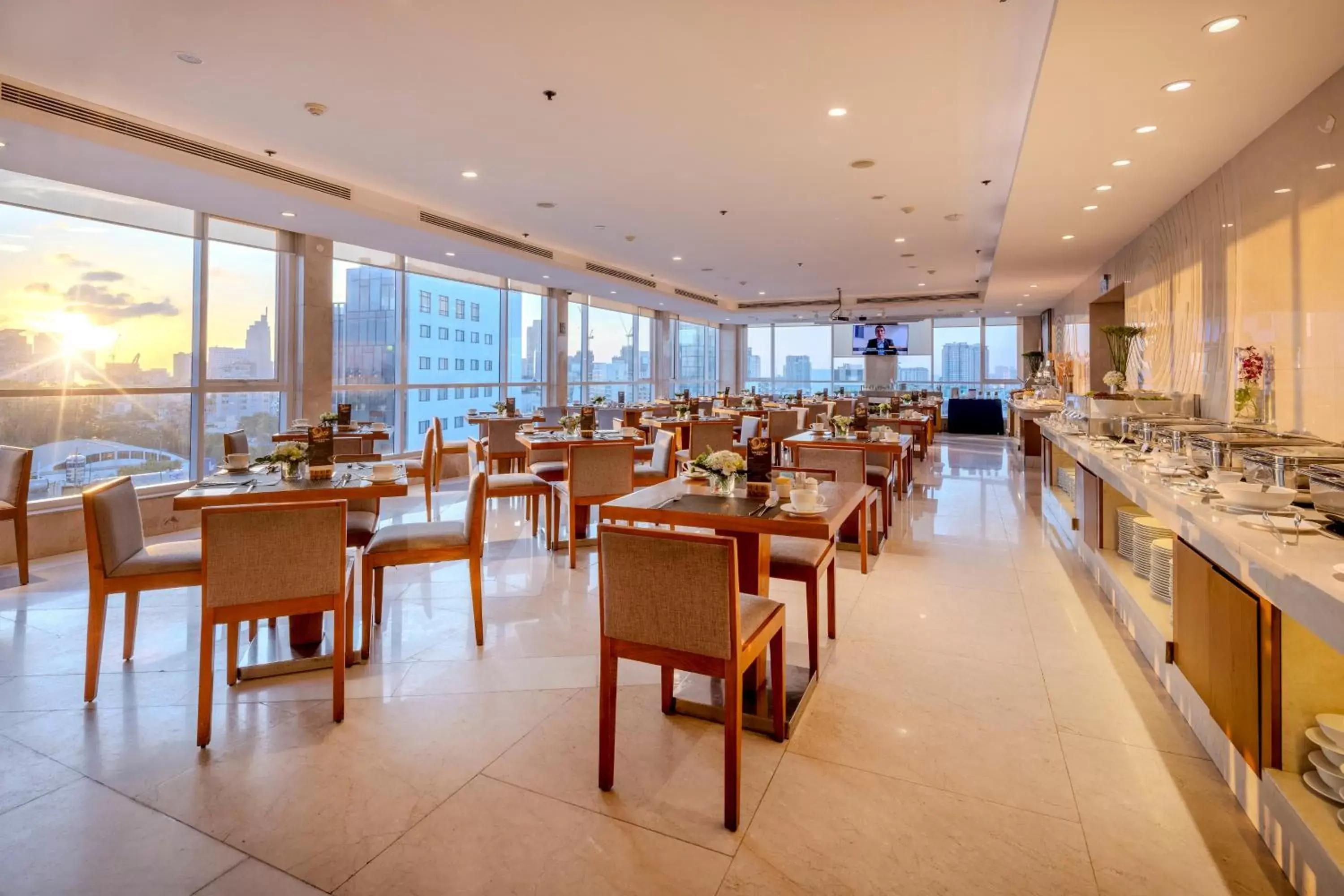 Breakfast, Restaurant/Places to Eat in Harmony Saigon Hotel & Spa