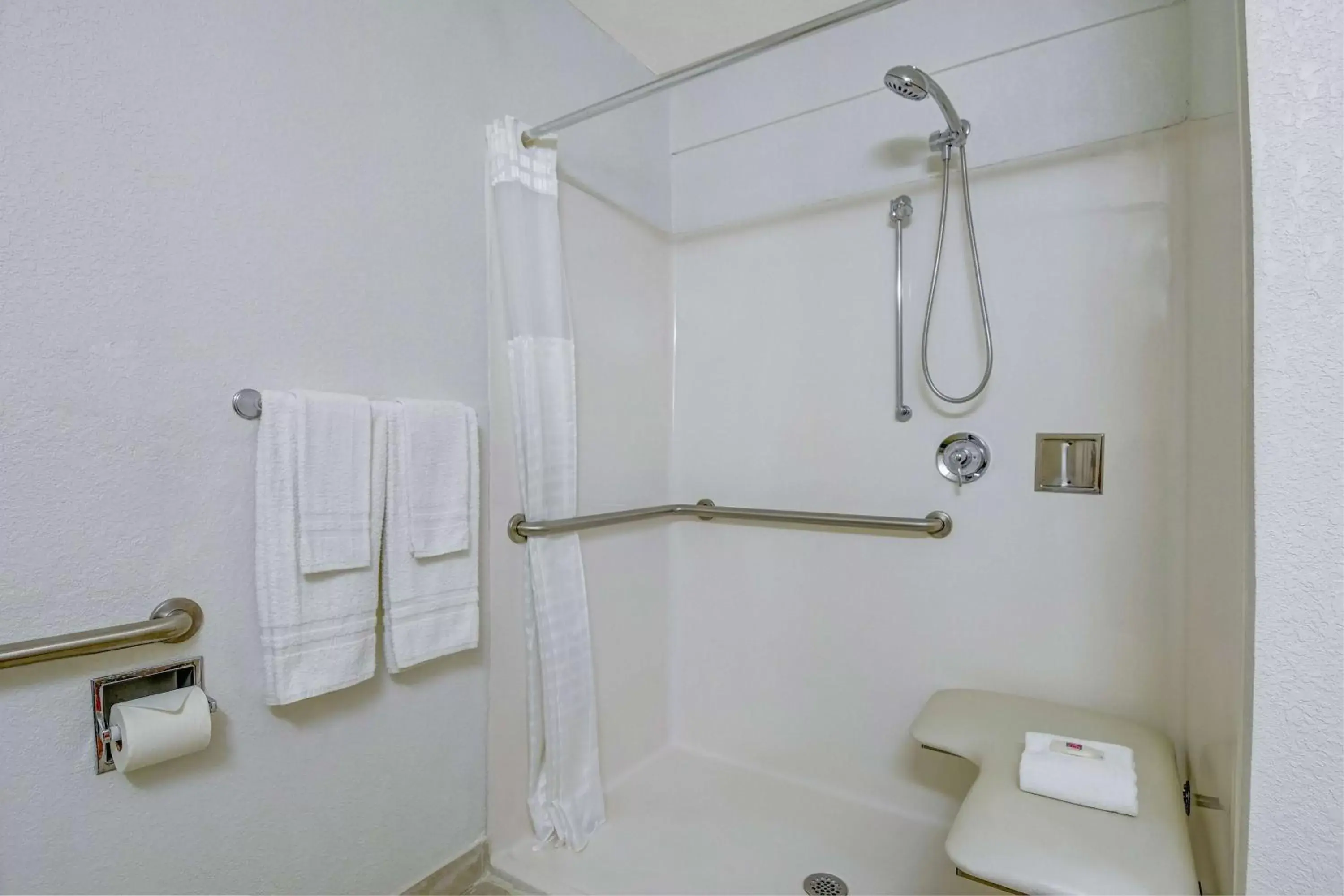 Photo of the whole room, Bathroom in Motel 6-Atlanta, GA - Downtown