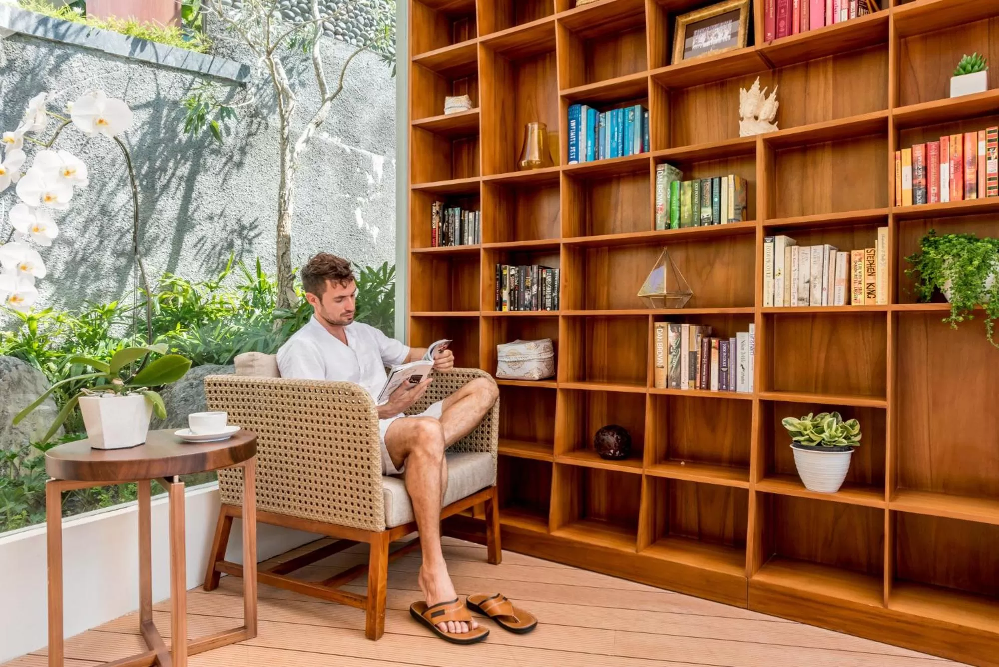 Library in tanadewa Resort Ubud Bali by Cross Collection