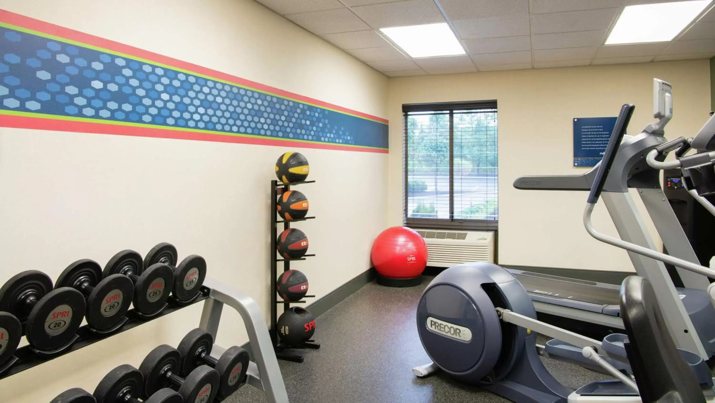 Fitness centre/facilities in Hampton Inn Cleveland-Solon Fitness centre/facilities in Hampton Inn Cleveland-Solon