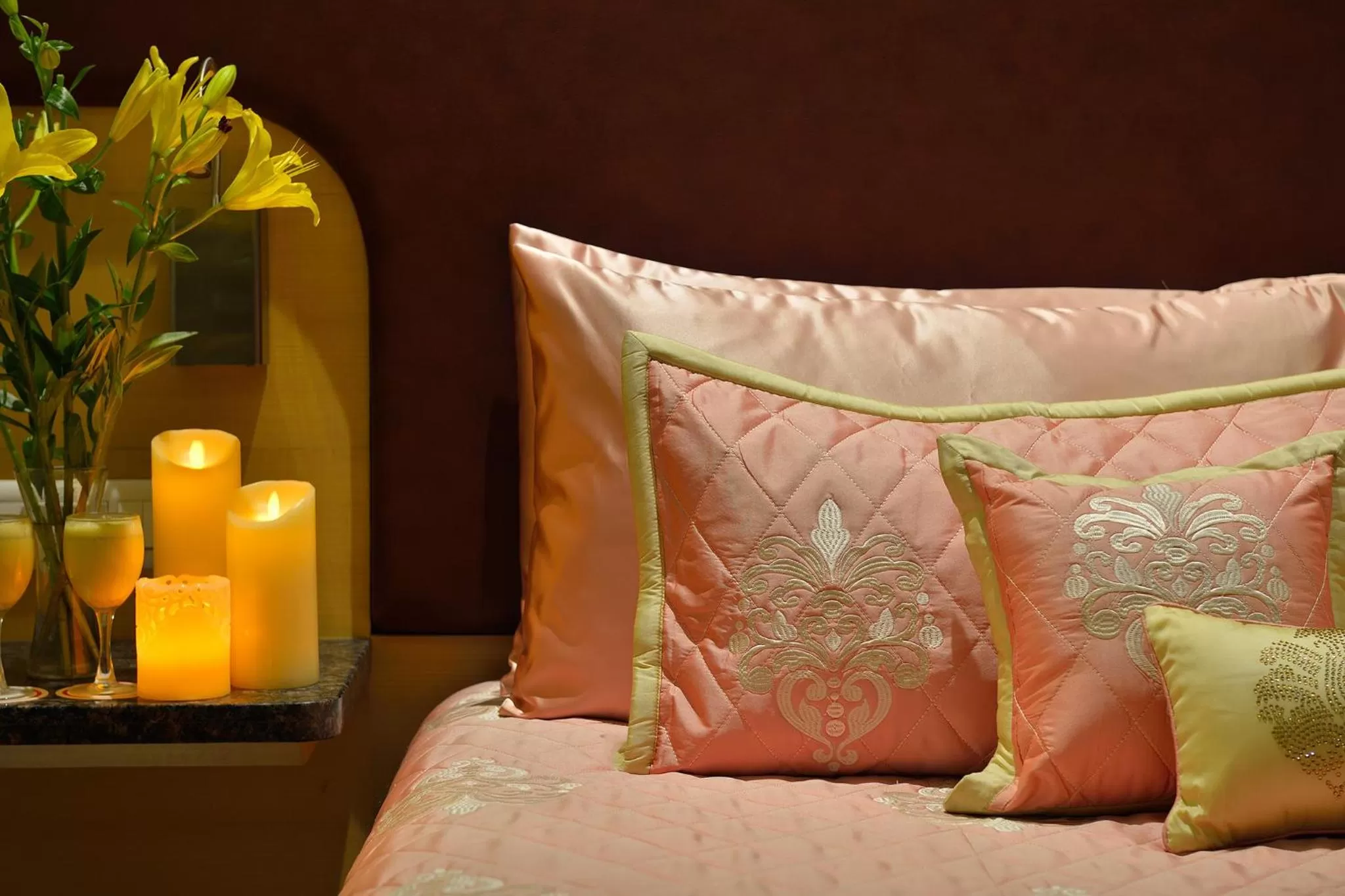 Bed in Vivanta Vadodara