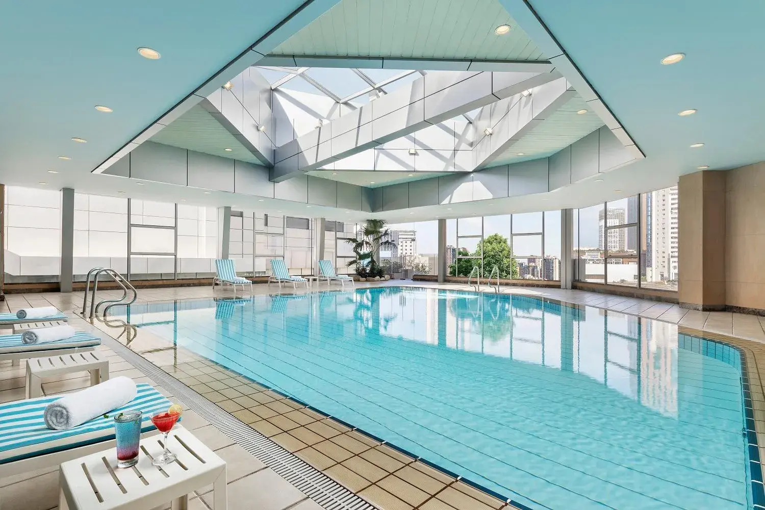 Swimming Pool in Radisson Collection Hotel, Yangtze Shanghai