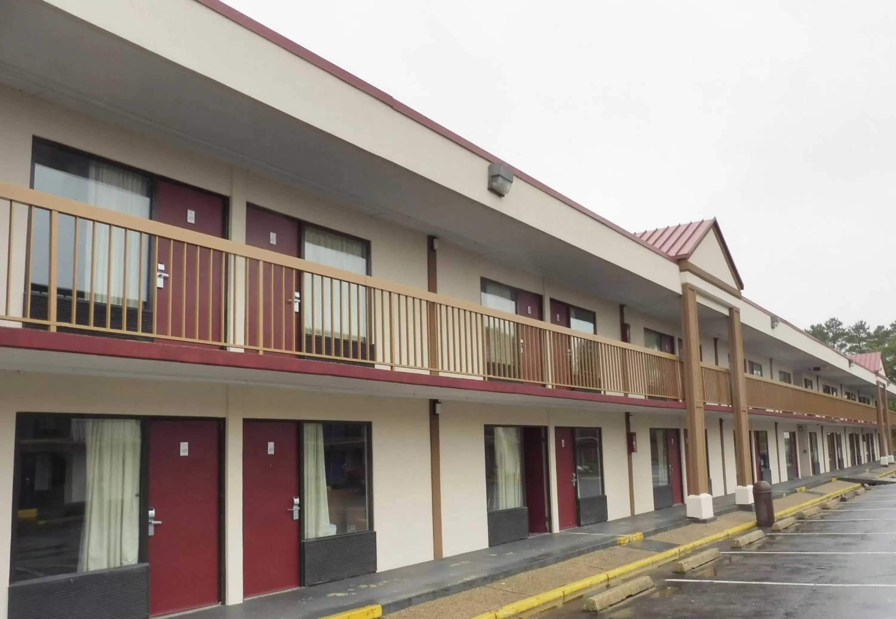 Property Building in Red Roof Inn Fredericksburg South