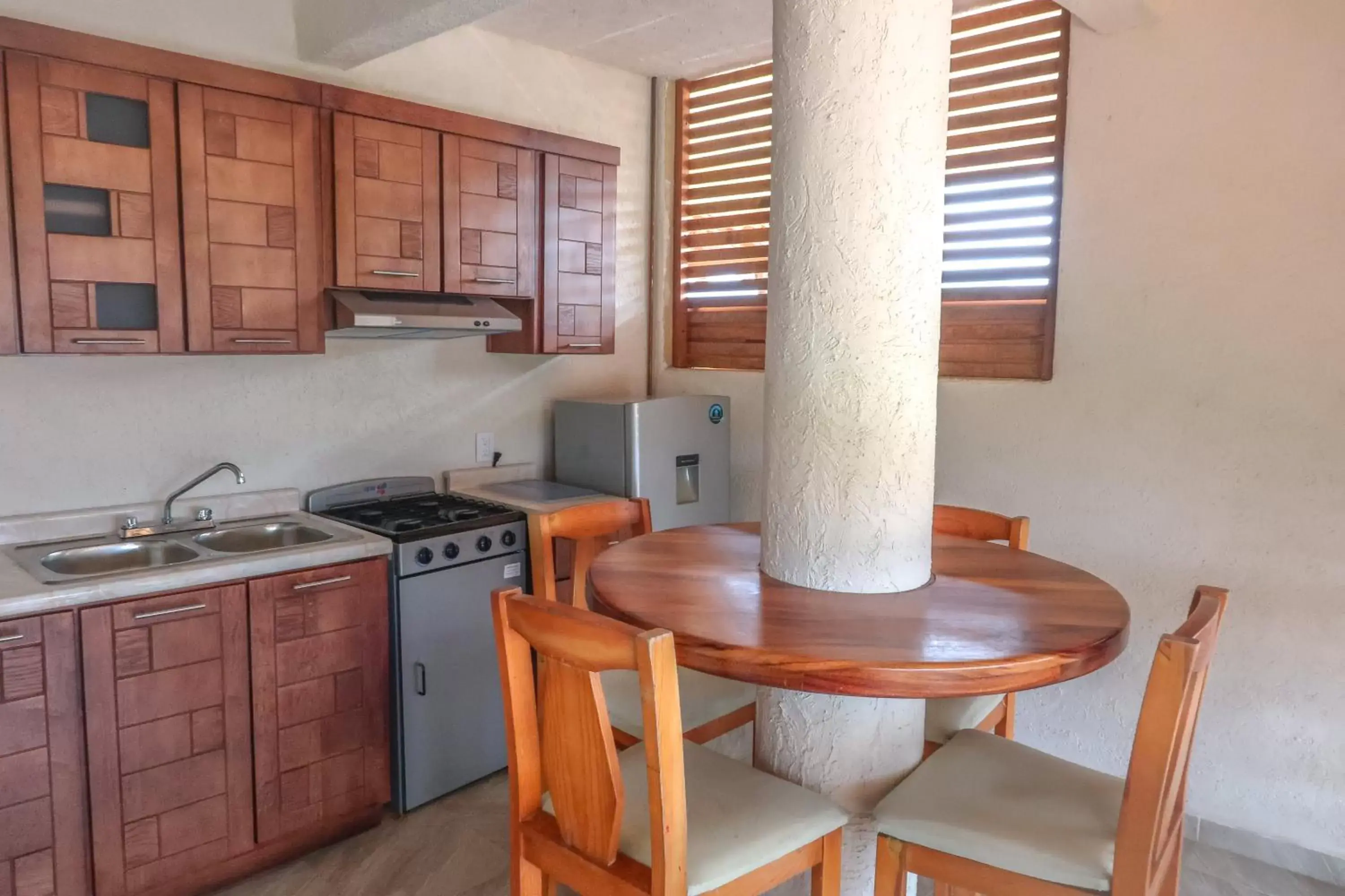 Kitchen or kitchenette, Kitchen/Kitchenette in Hotel Villas Punta Blanca