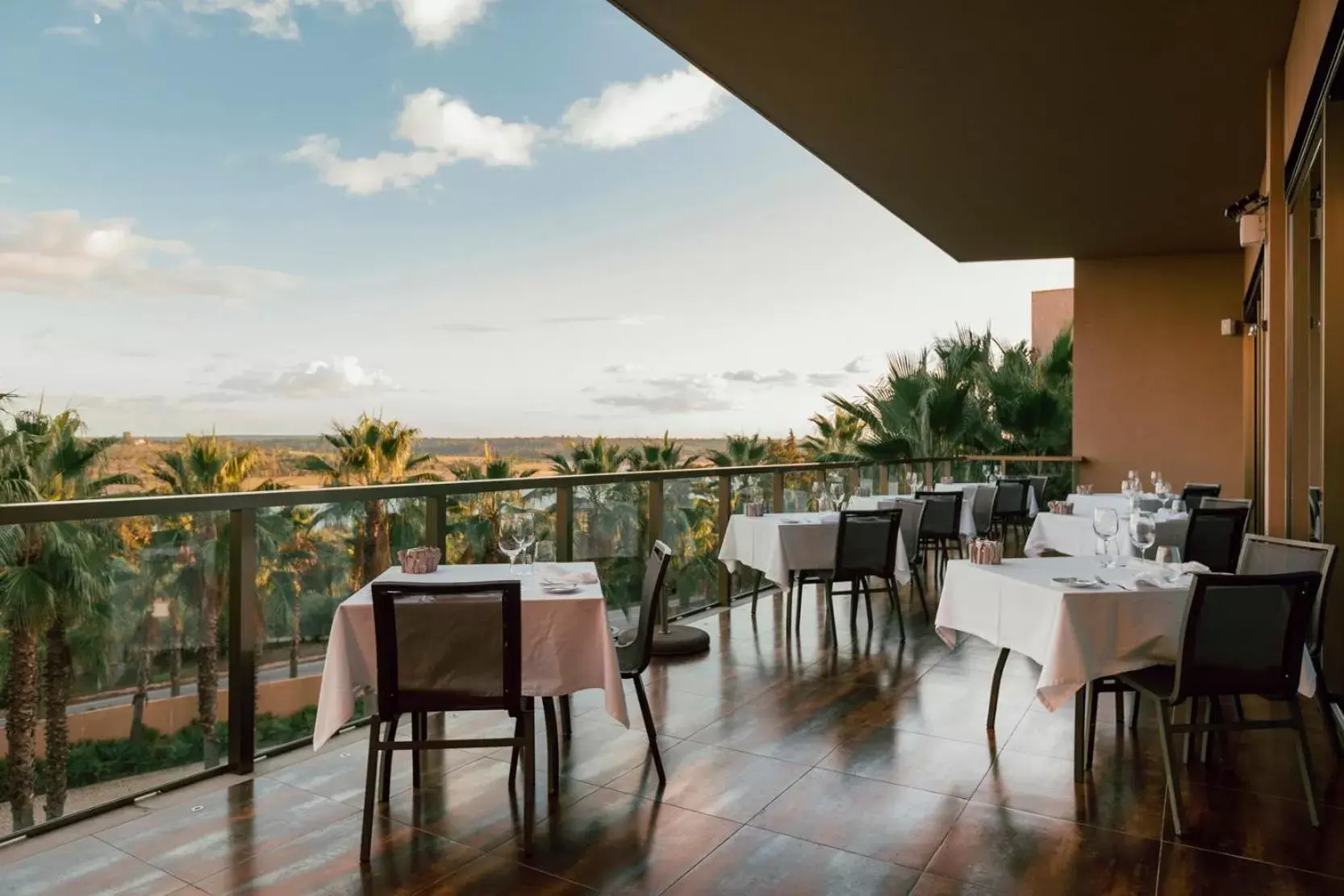 Restaurant/places to eat in AP Lago Montargil - Conference & SPA Restaurant/places to eat in AP Lago Montargil - Conference & SPA