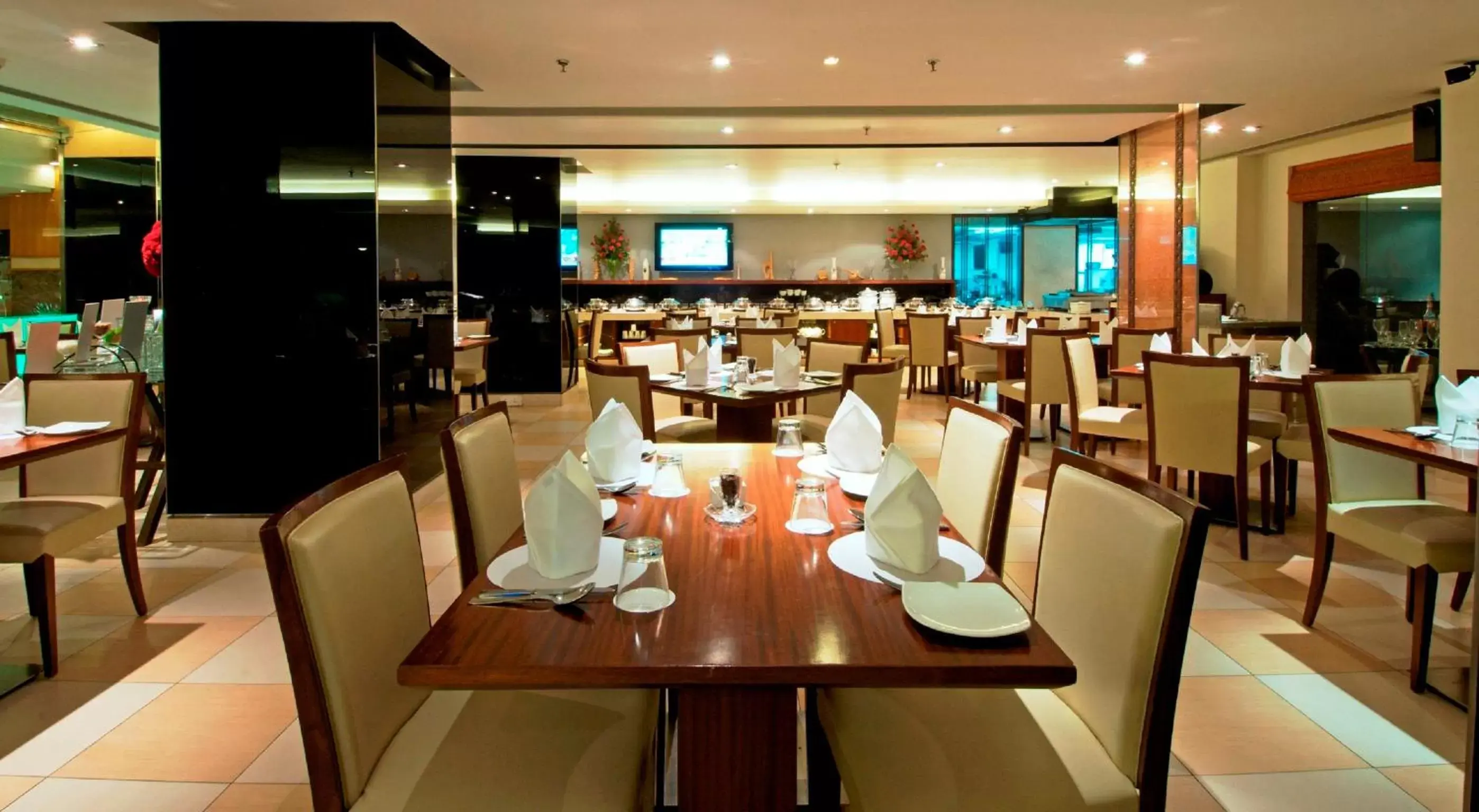 Restaurant/places to eat in Vivanta Vadodara Restaurant/places to eat in Vivanta Vadodara