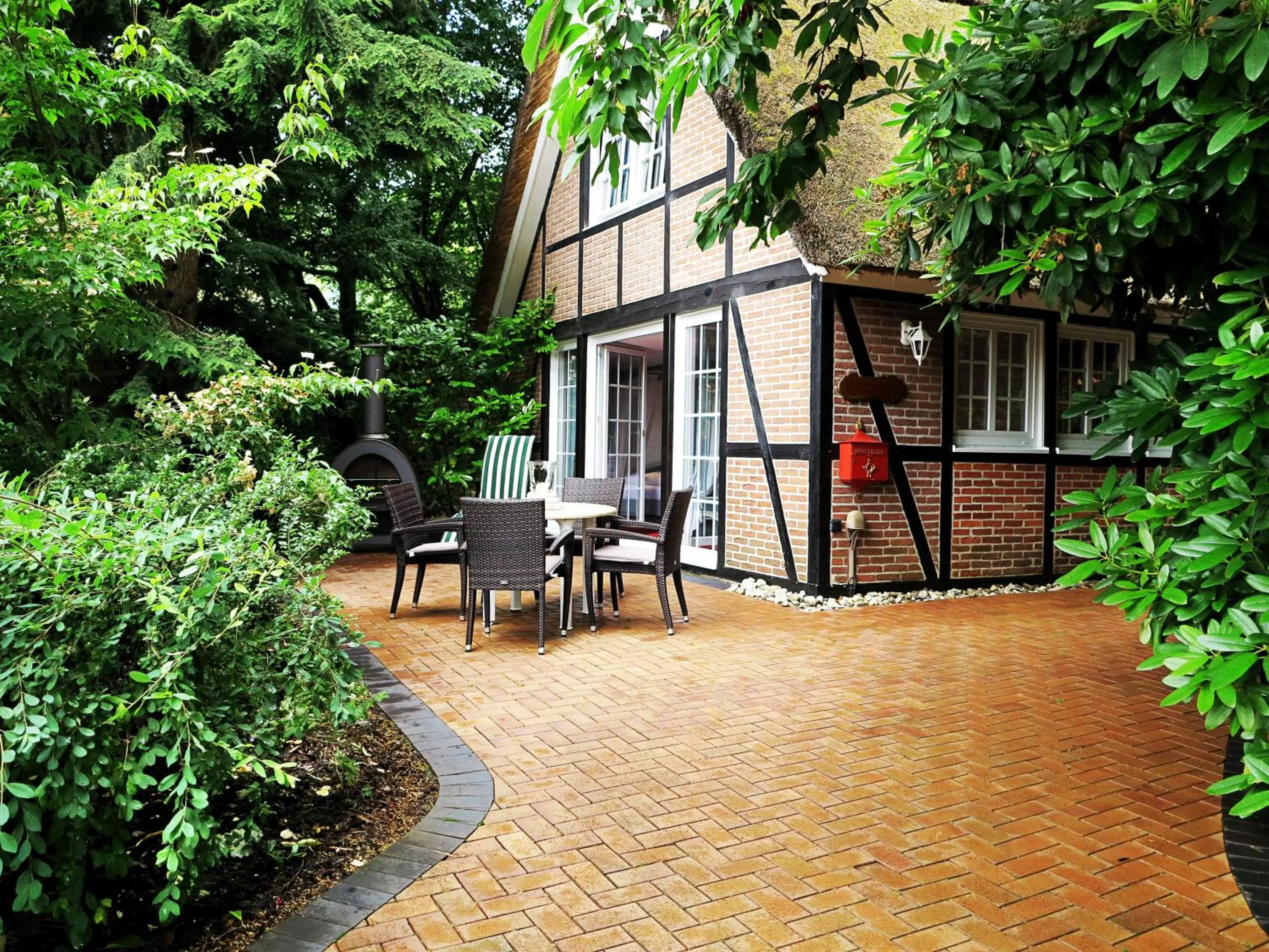 Patio in Meinsbur Boutique Hotel
