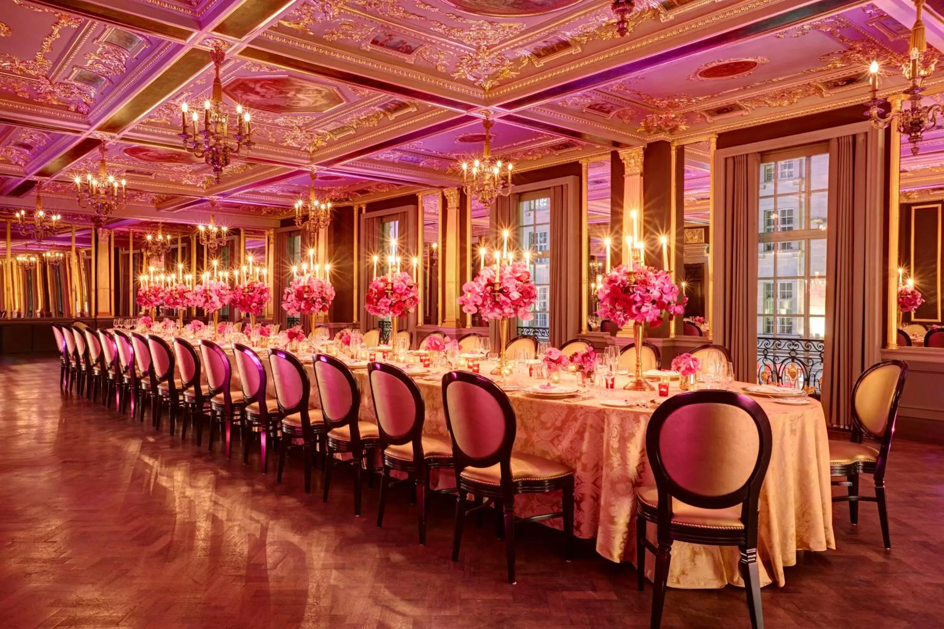 Banquet/Function facilities, Restaurant/Places to Eat in Hotel Cafe Royal