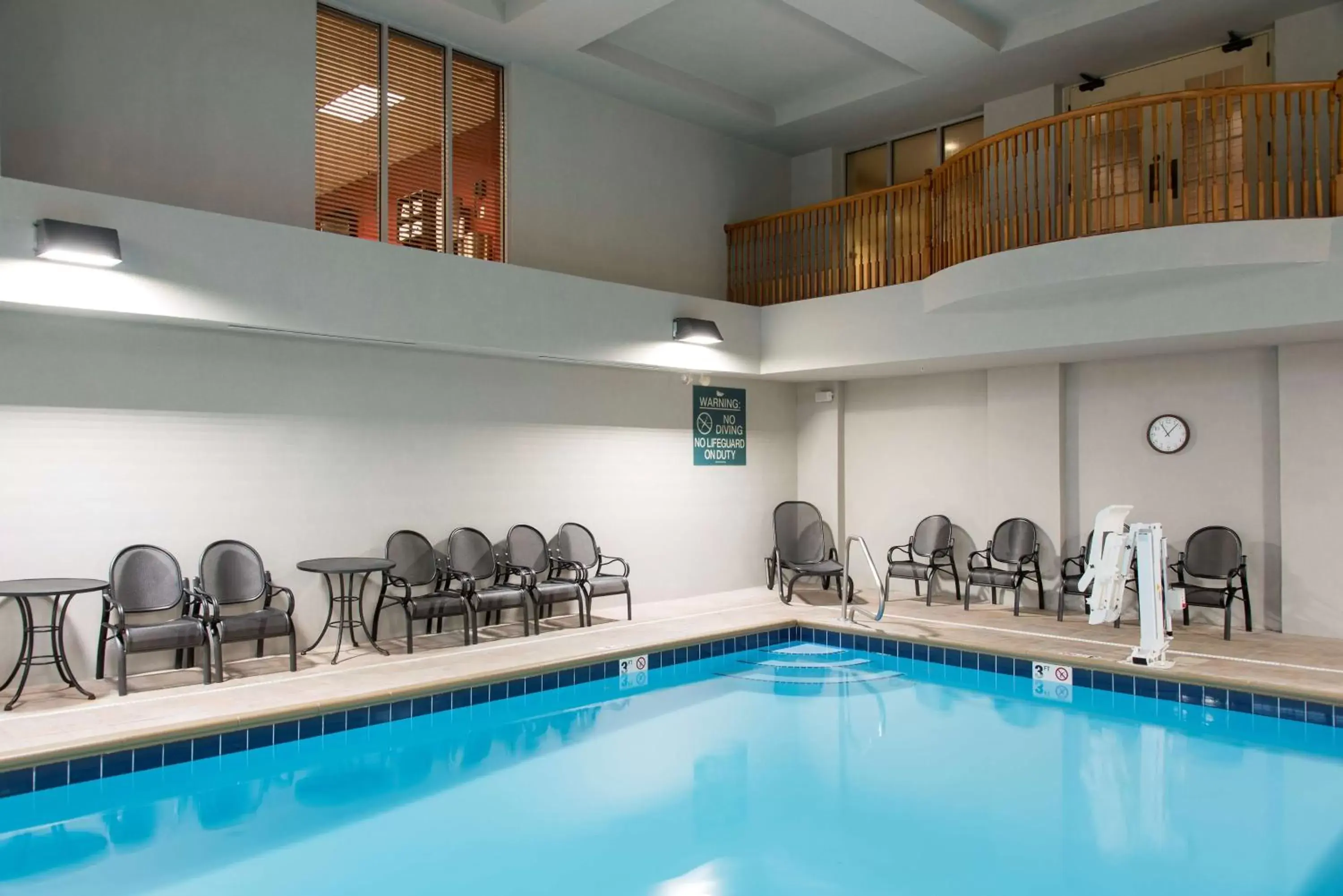 Swimming Pool in Homewood Suites Columbus - Airport