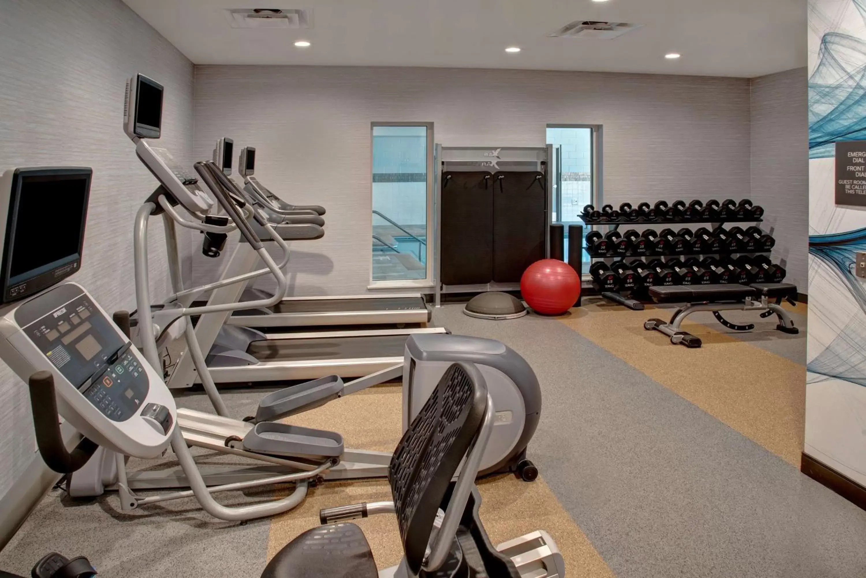 Fitness centre/facilities, Fitness Center/Facilities in Hilton Garden Inn Kansas City/Kansas
