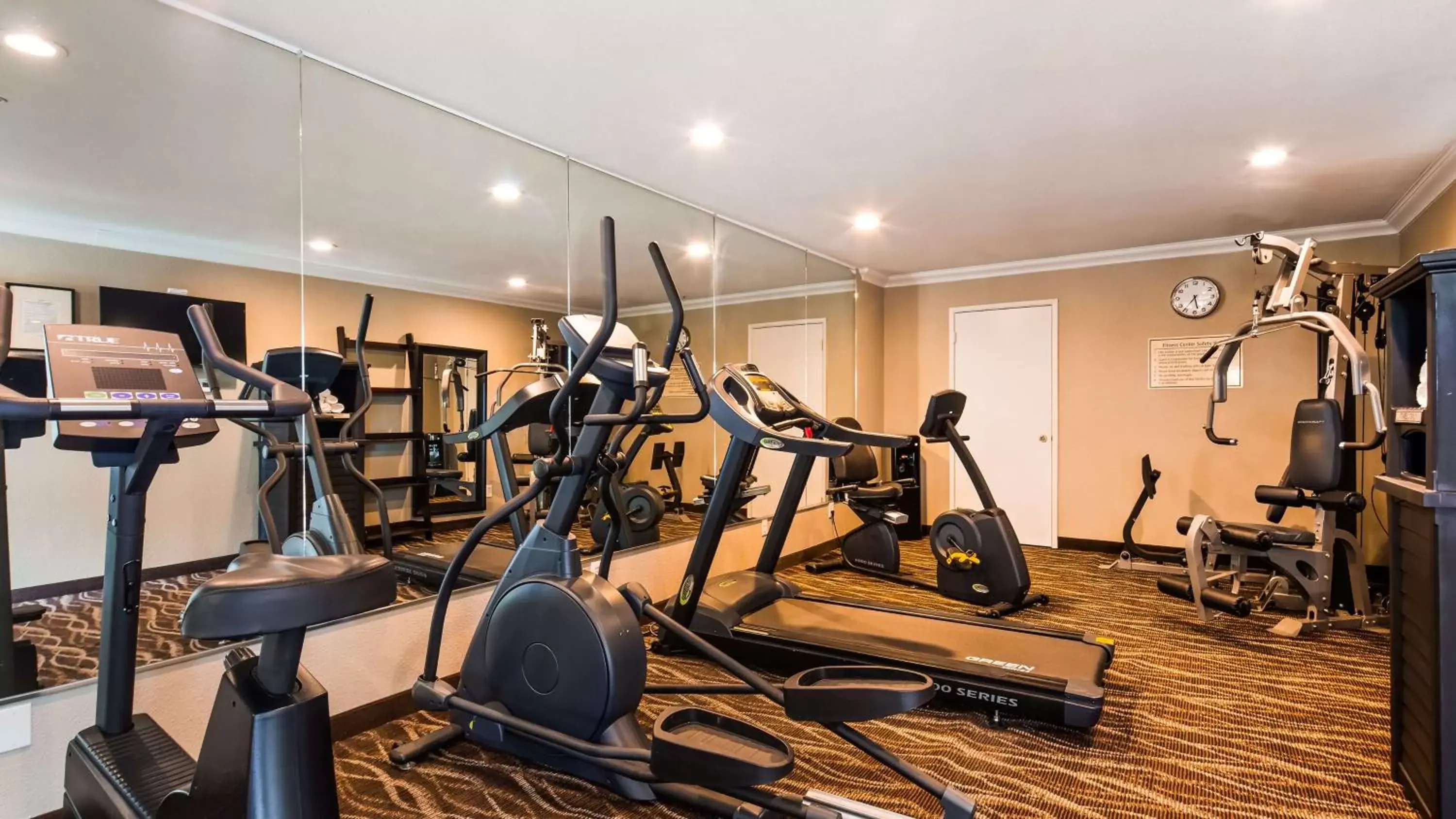 Fitness centre/facilities, Fitness Center/Facilities in Best Western Willows Inn