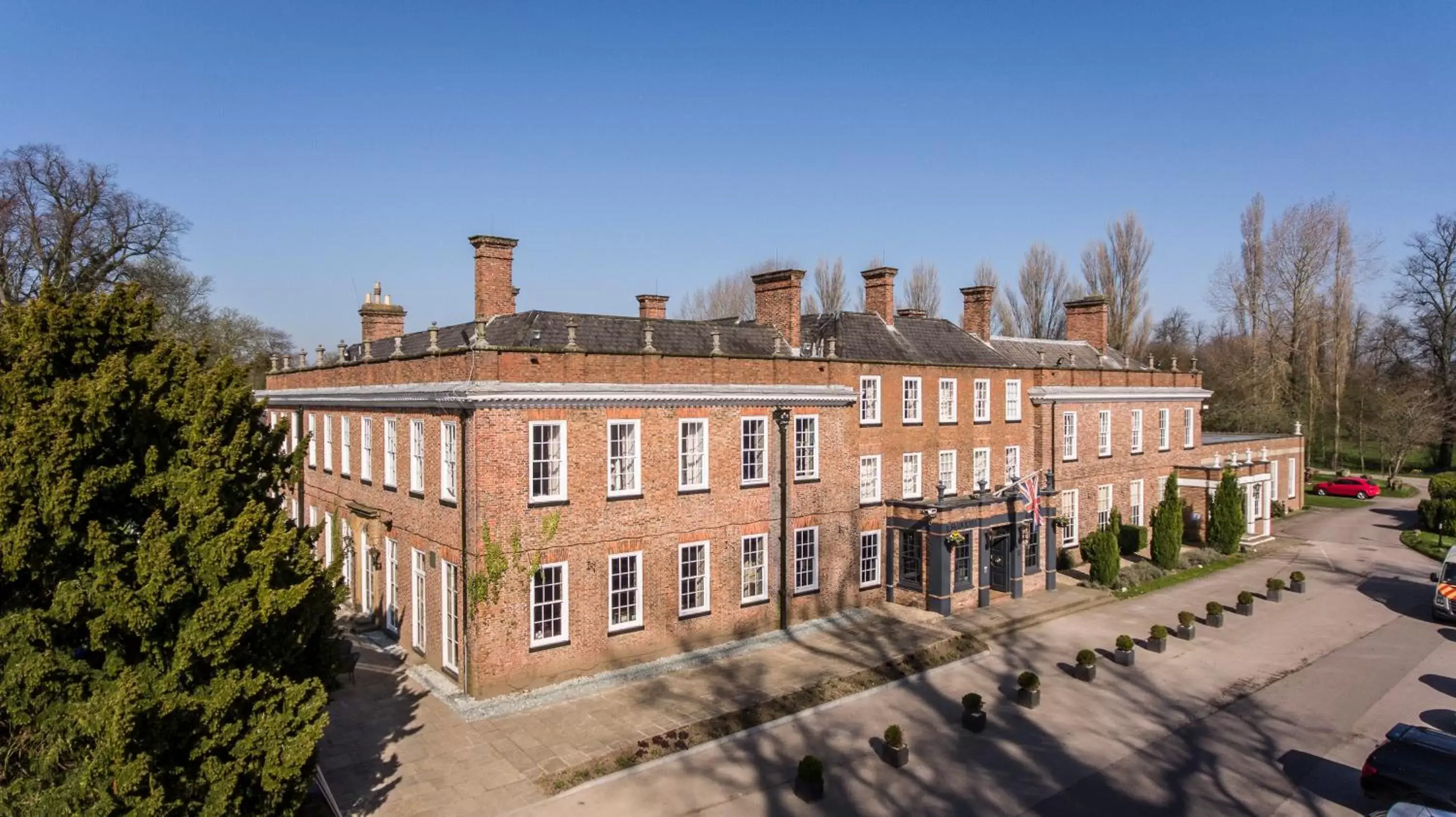 Facade/entrance in Blackwell Grange Hotel