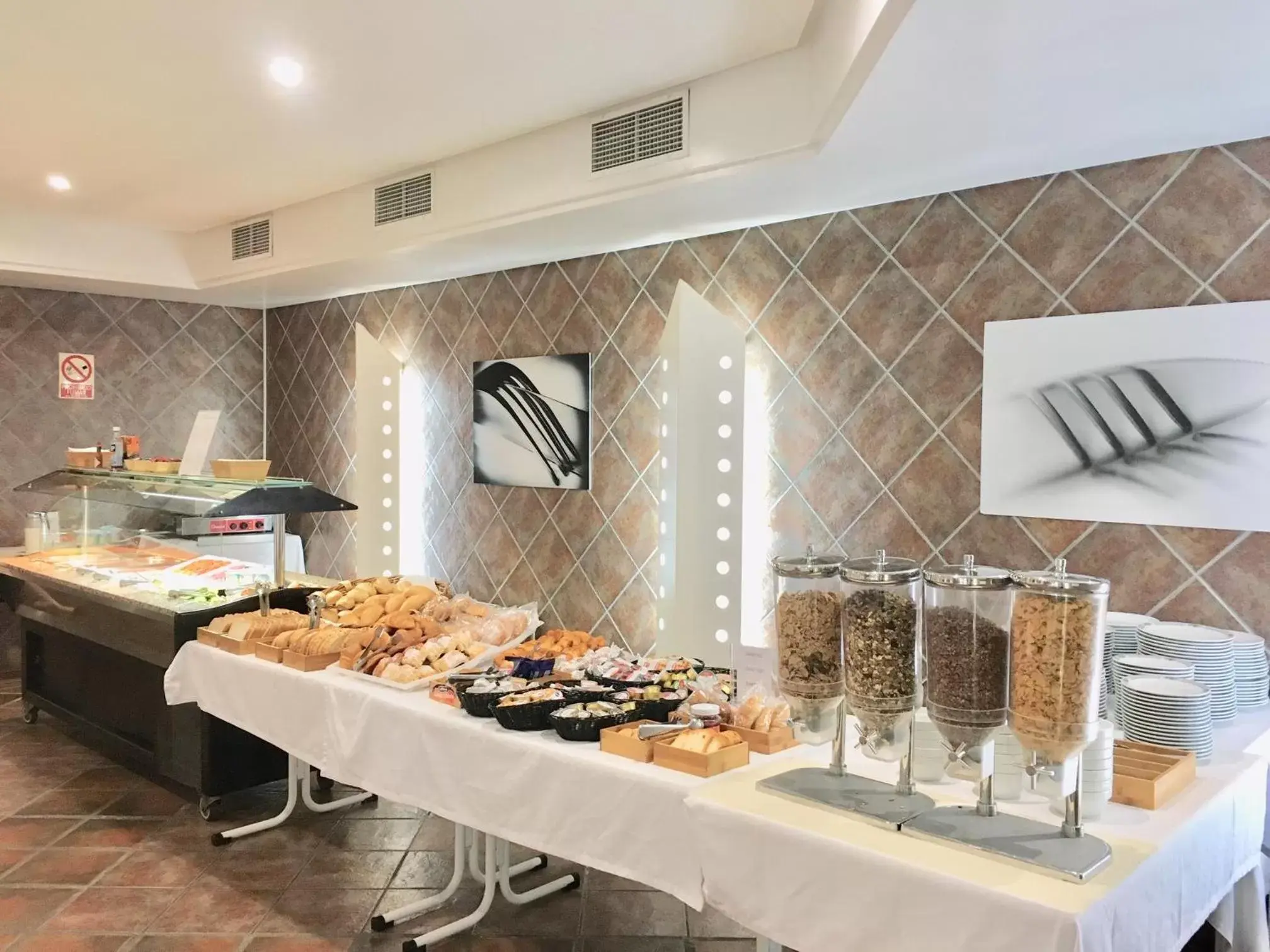 Food and drinks, Food in Hotel Villa de Laredo
