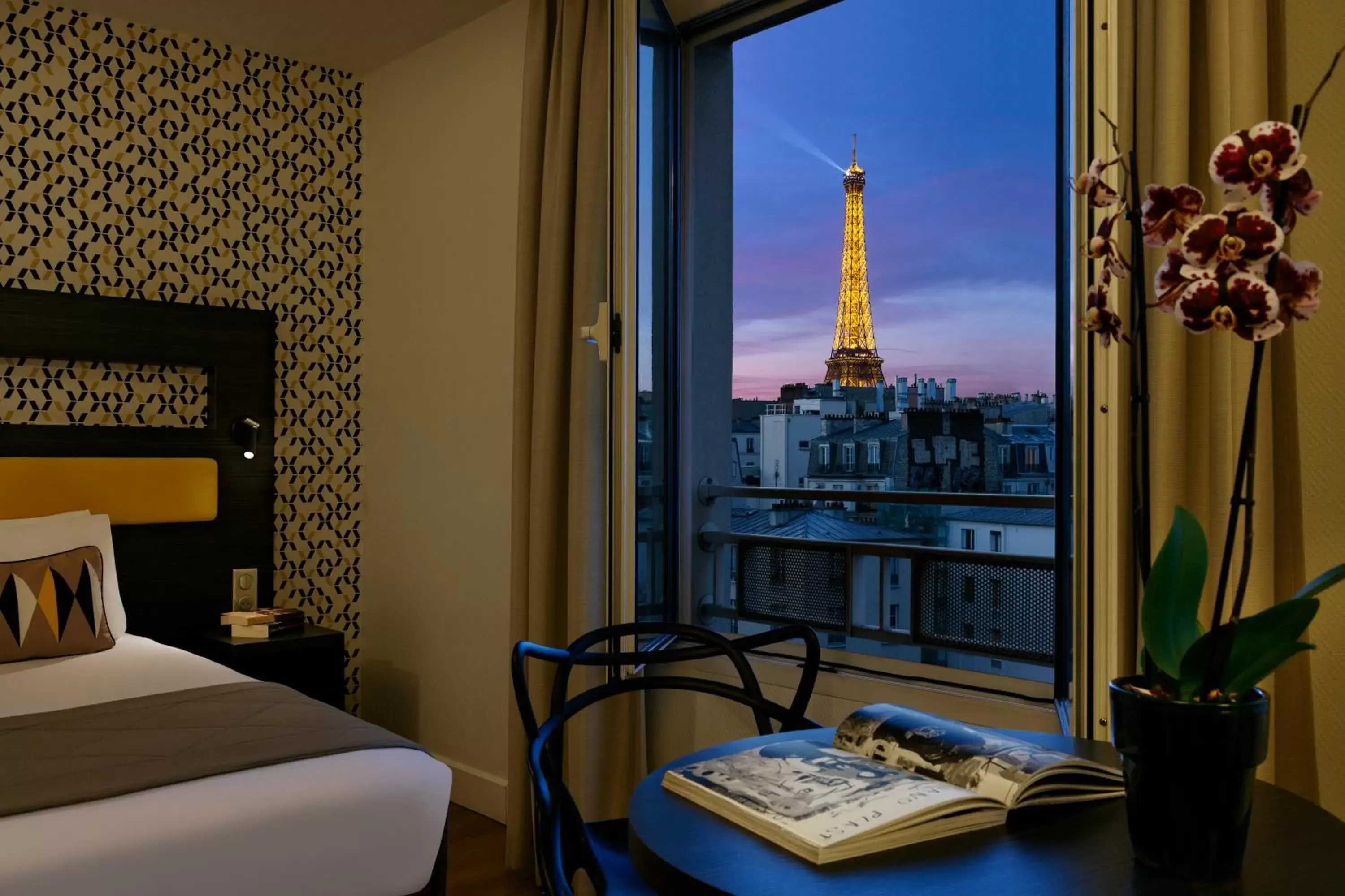 View (from property/room) in Citadines Tour Eiffel Paris