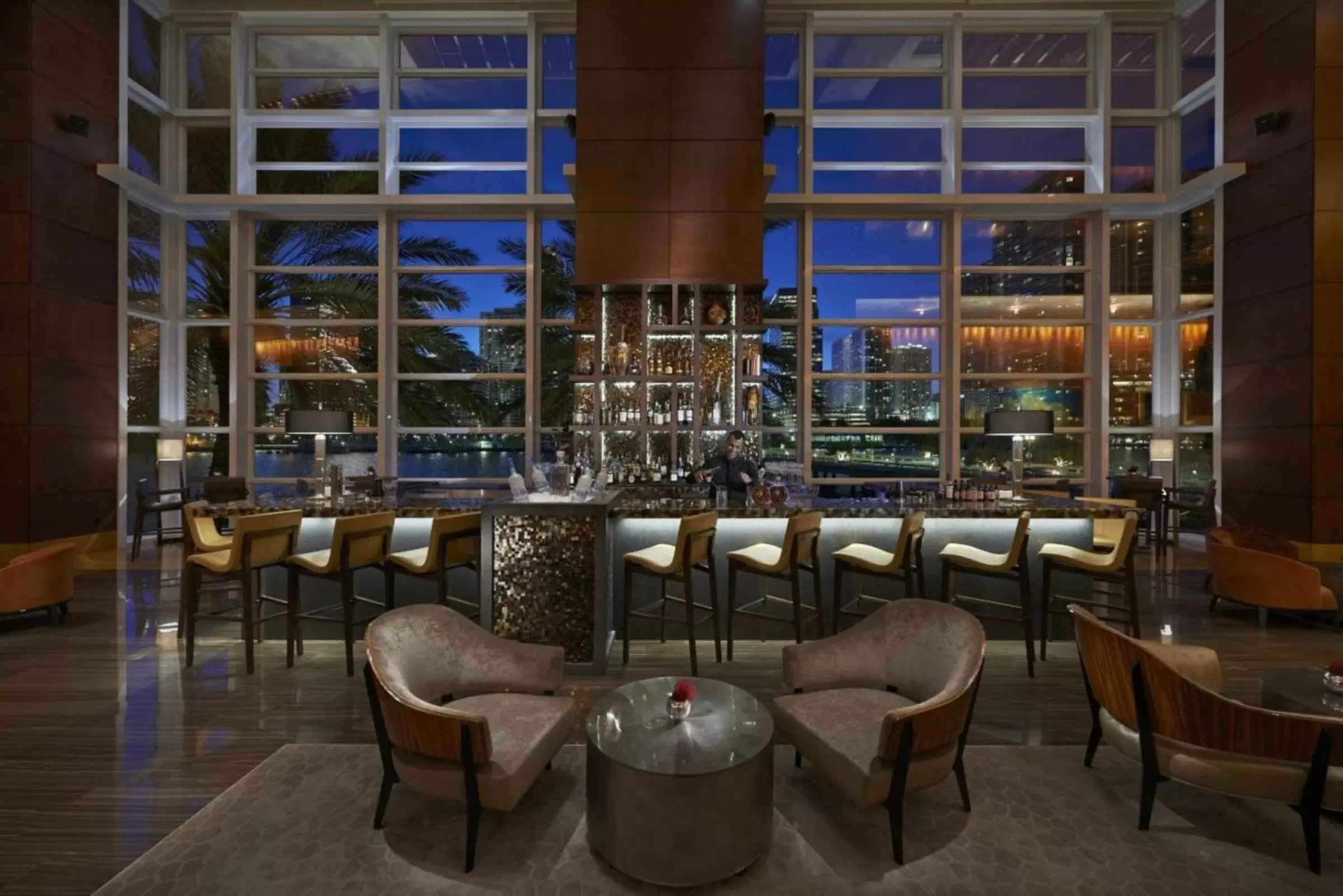 Lounge or bar, Lounge/Bar in Mandarin Oriental Miami