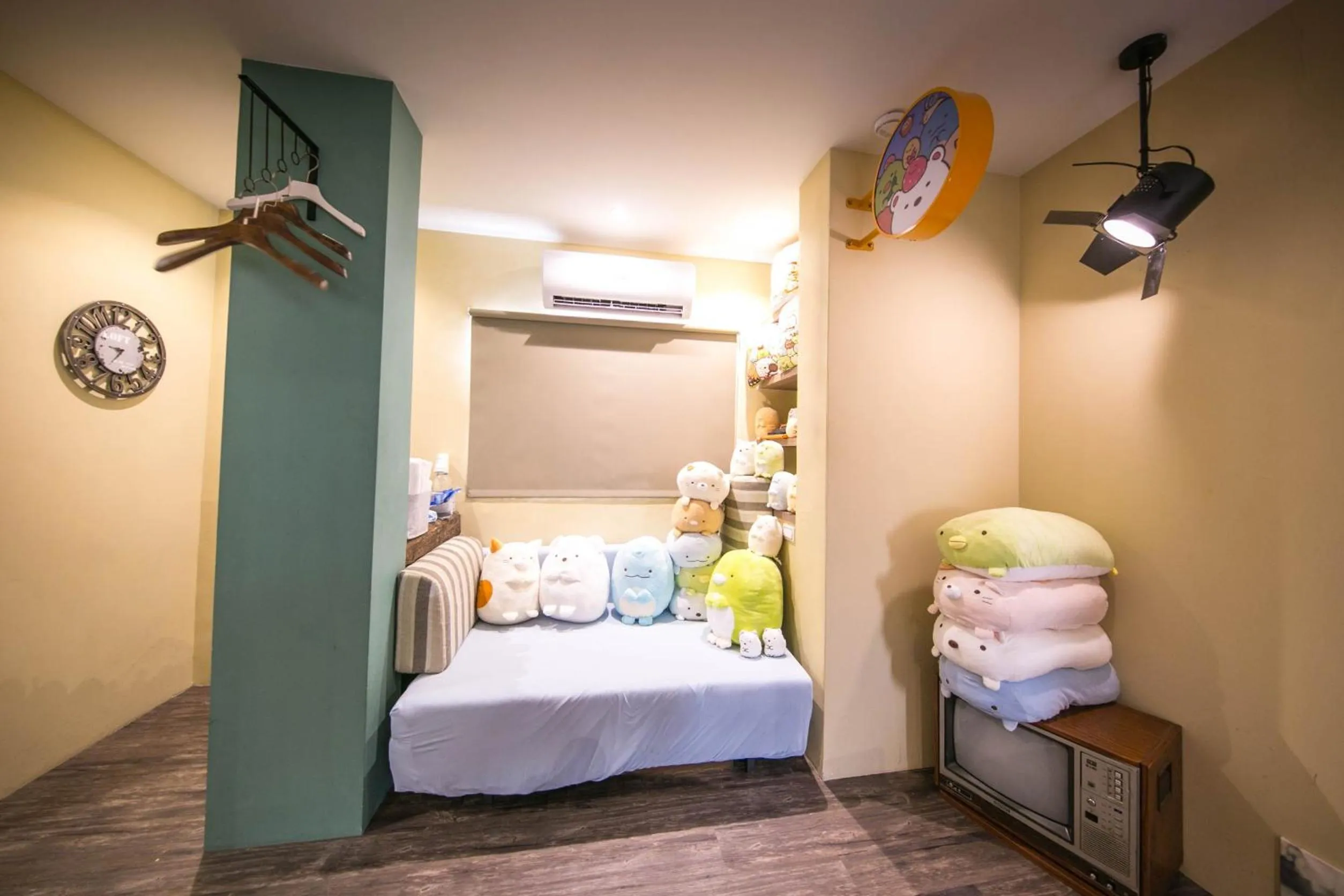 Living room, Bed in Urban