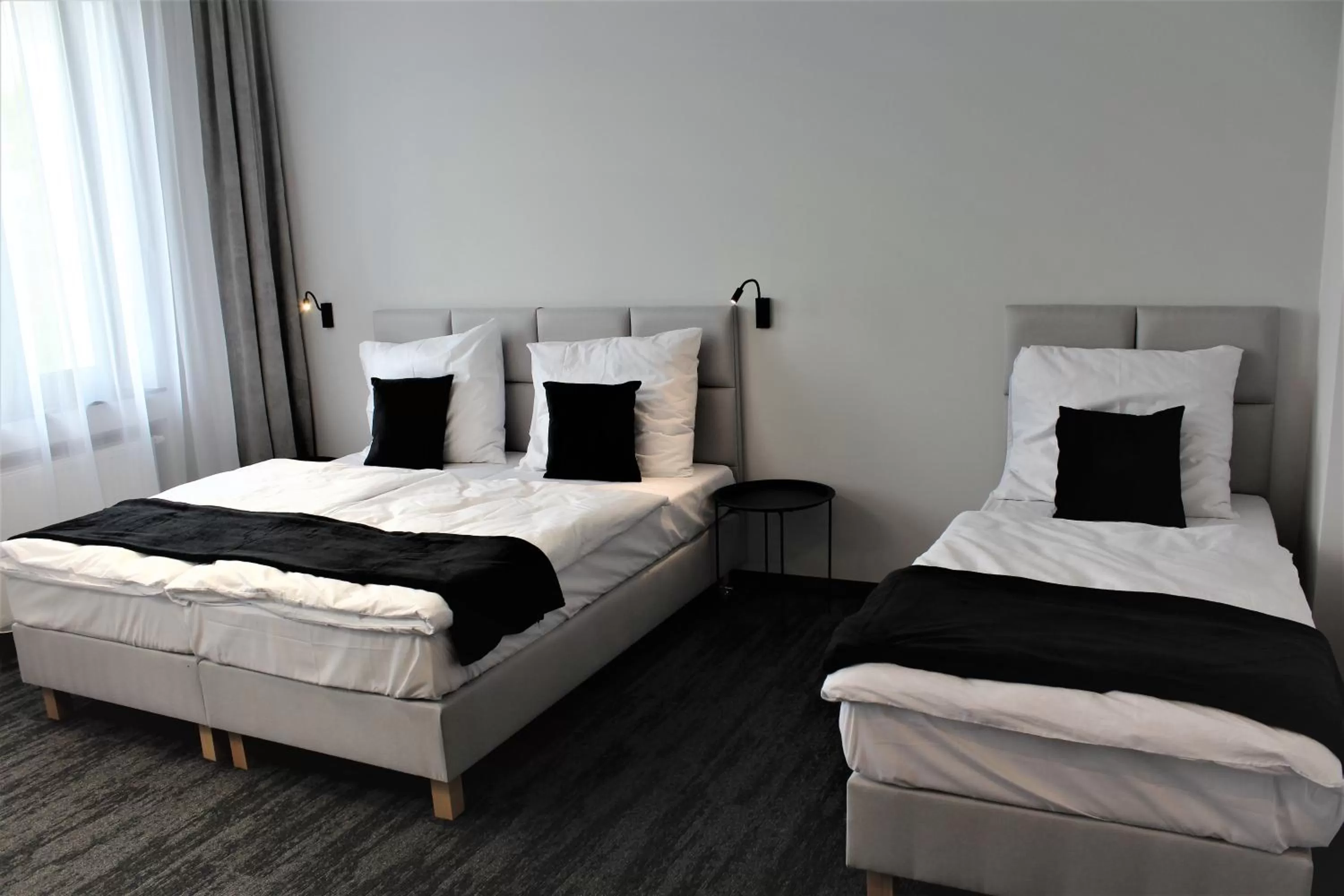 Triple Room in VANTA Business Center