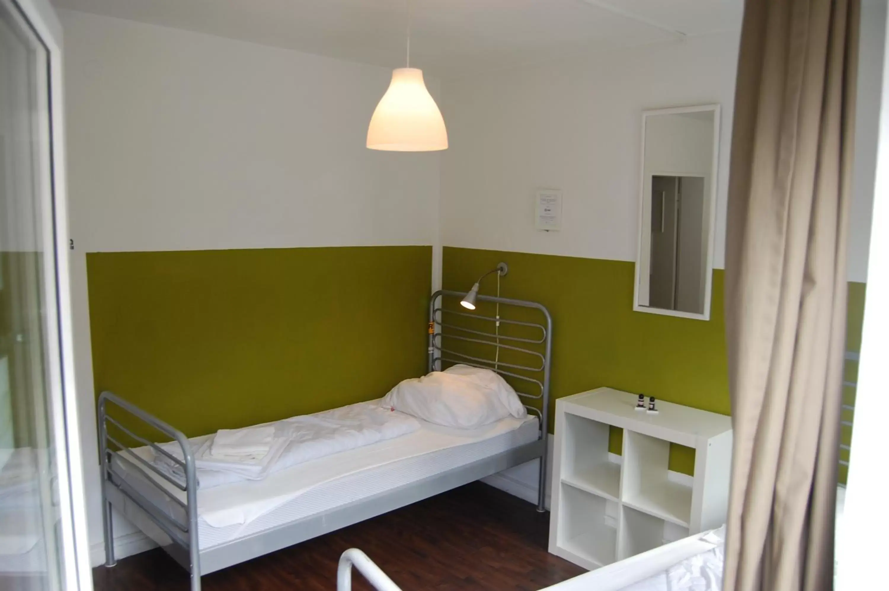 Bed in Station - Hostel for Backpackers