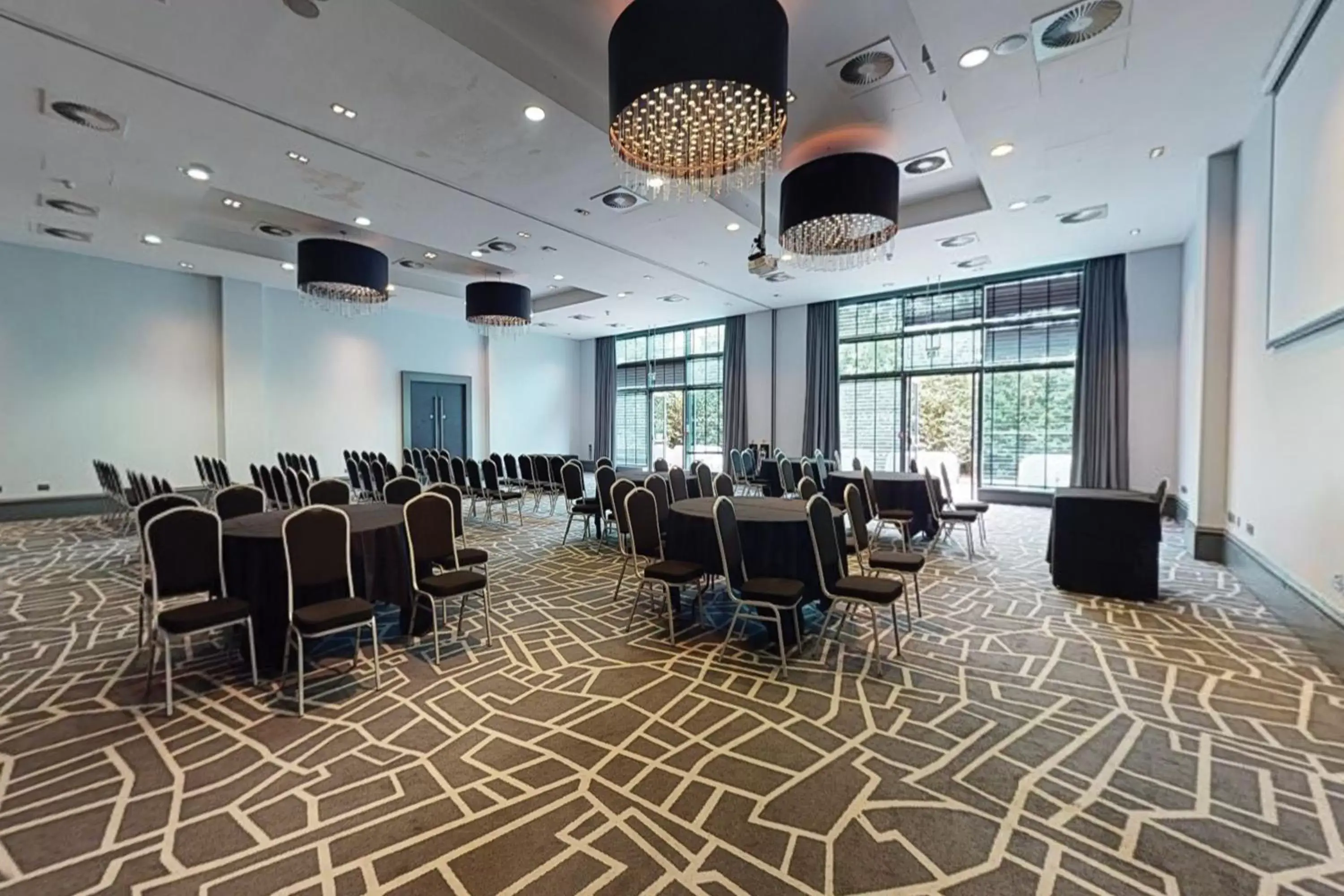 Meeting/conference room in Village Hotel Farnborough