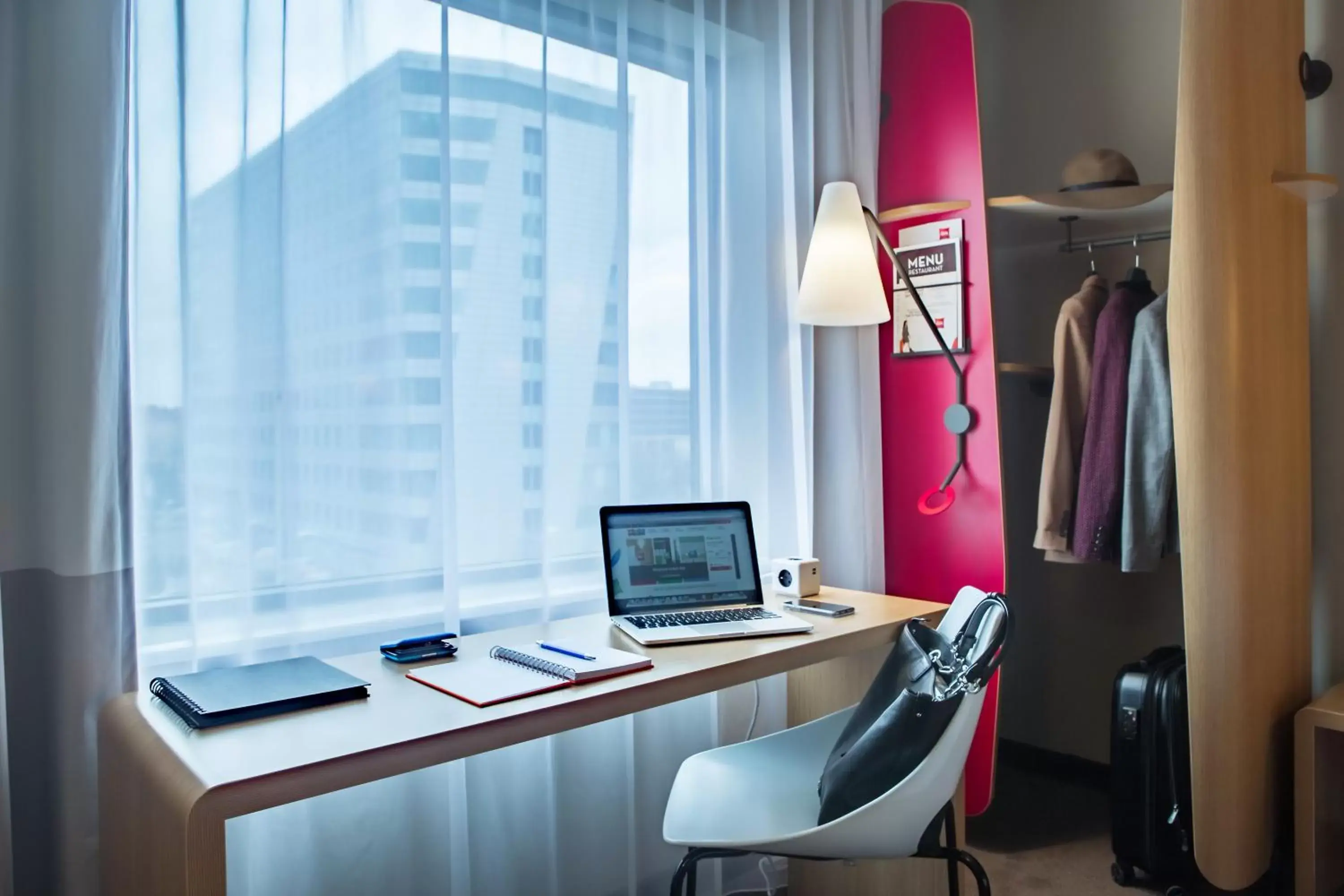 Photo of the whole room, TV/Entertainment Center in Ibis Wroclaw Centrum