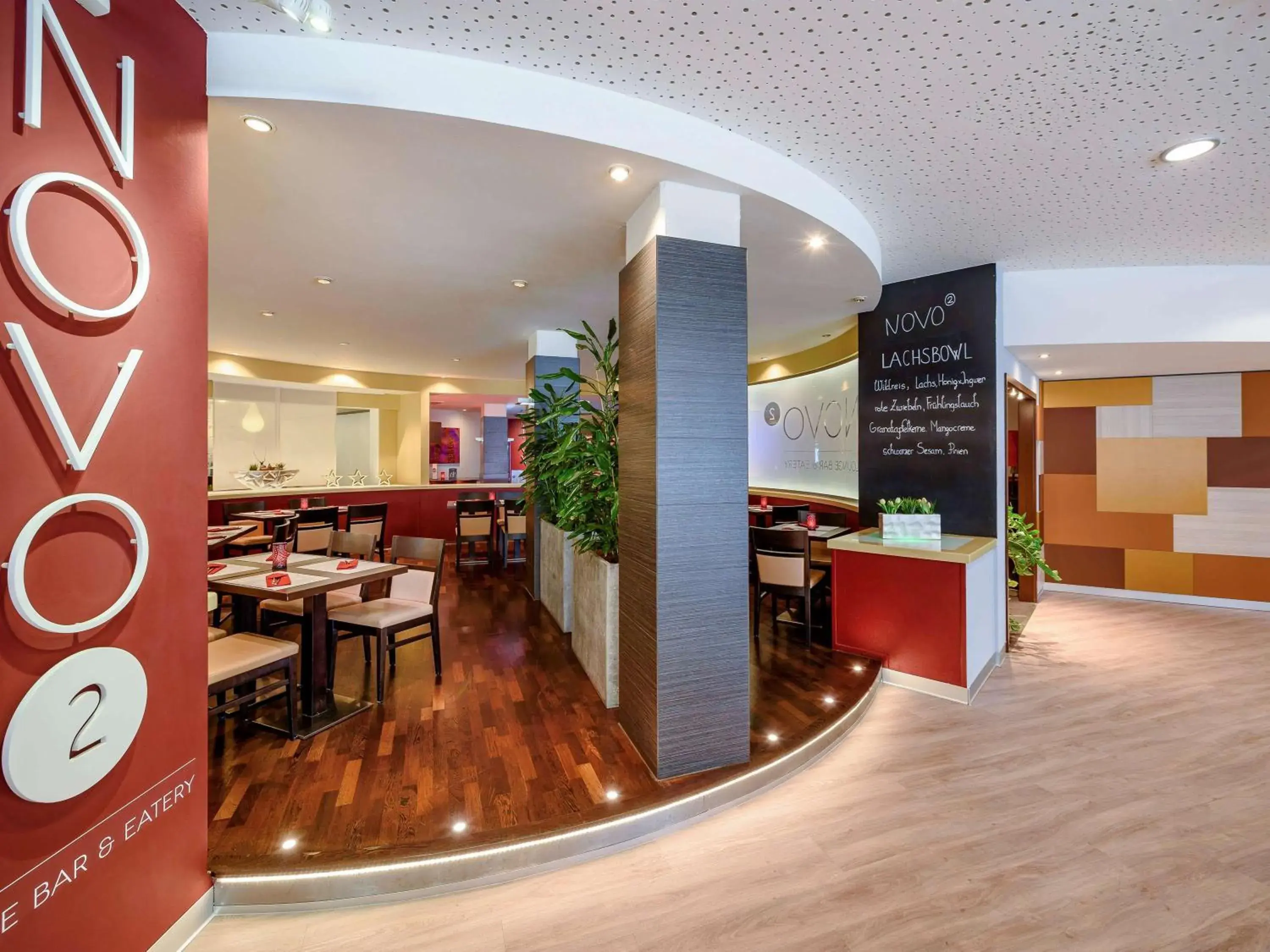 Restaurant/Places to Eat in Novotel Frankfurt City