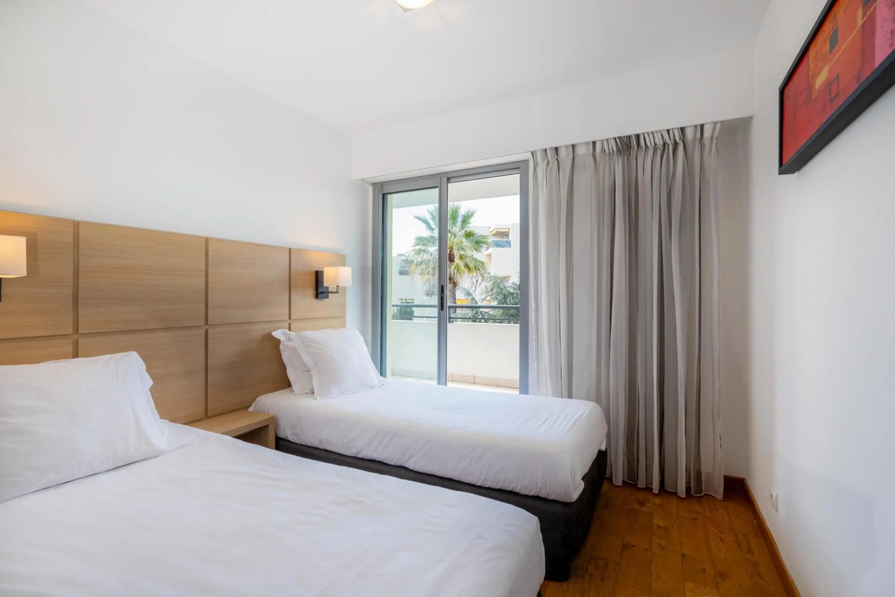Bedroom, Bed in Nemea Appart Hotel Le Lido Cagnes sur Mer