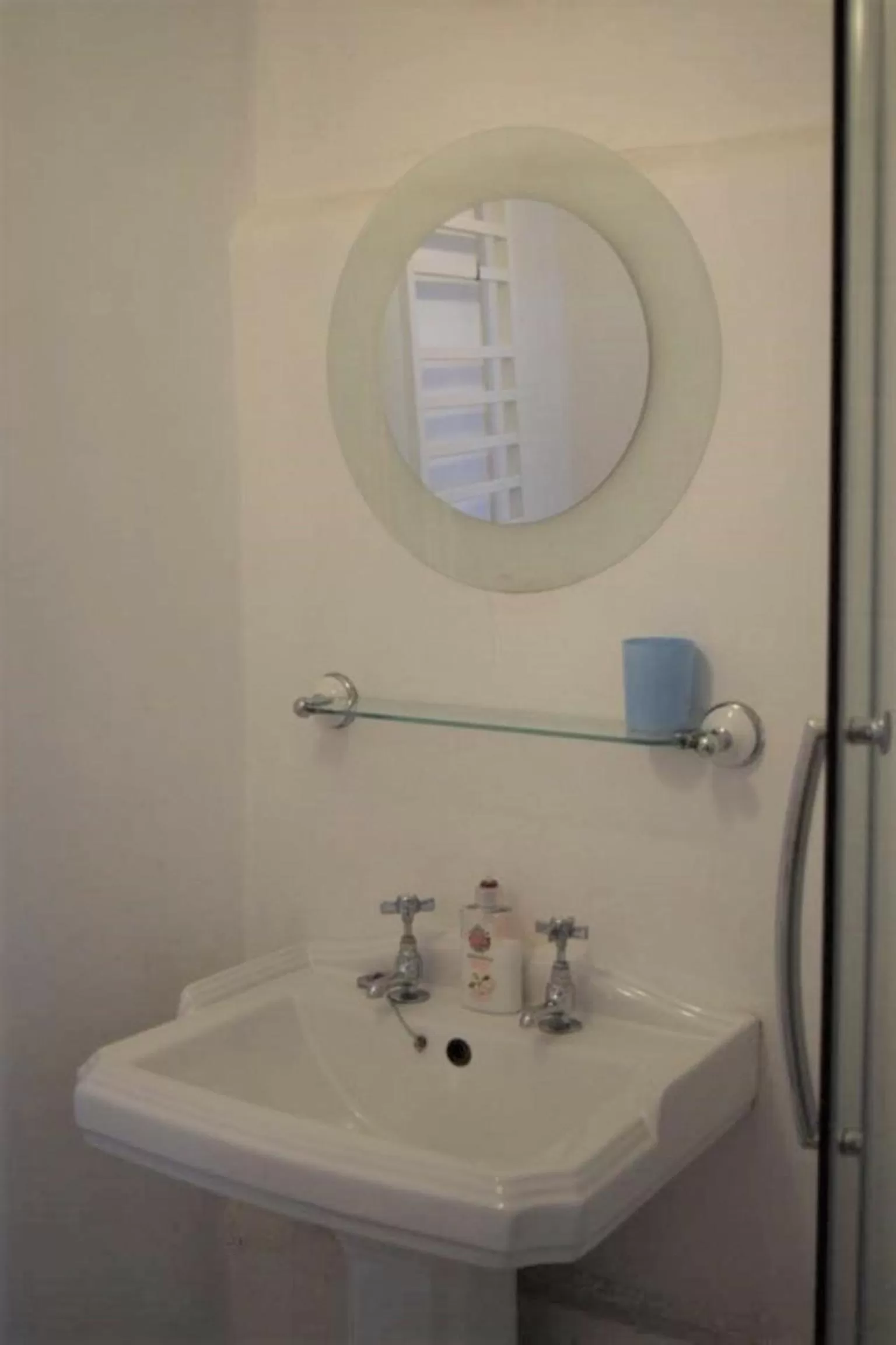 Bathroom in St Peters Bed and Breakfast