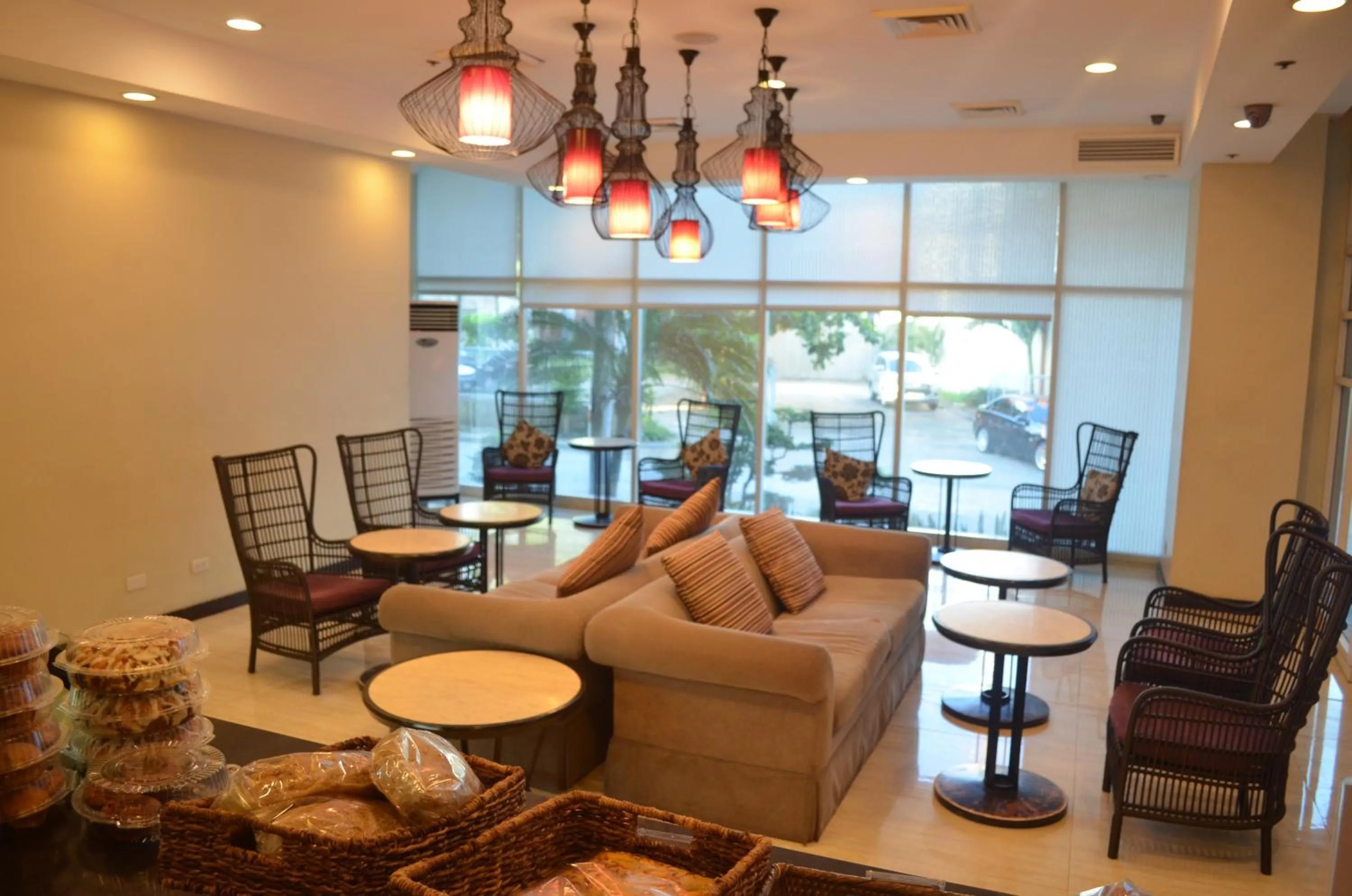 El Cielito Inn - Sta. Rosa