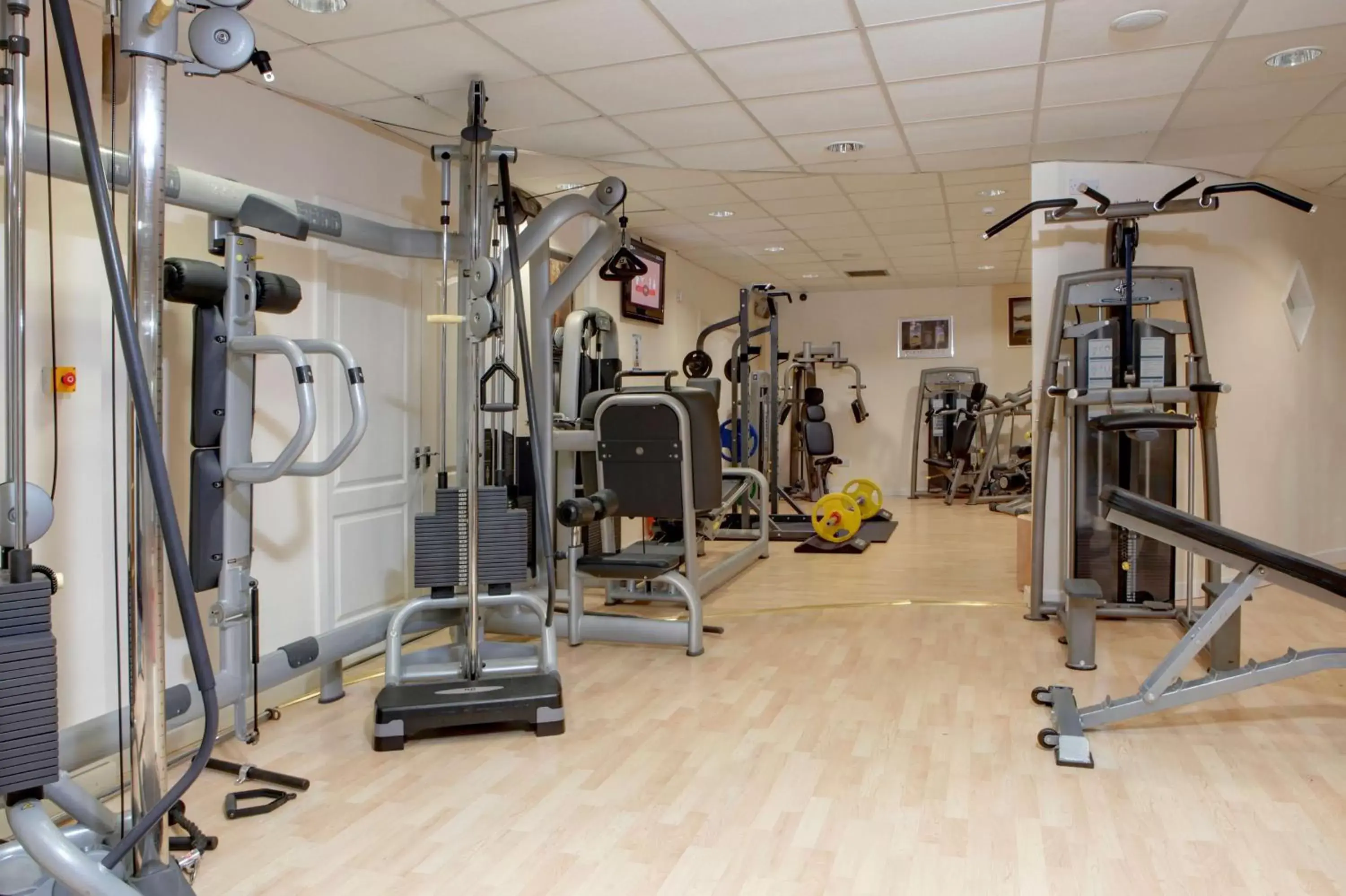 Fitness centre/facilities, Fitness Center/Facilities in Glendower Hotel BW Signature Collection