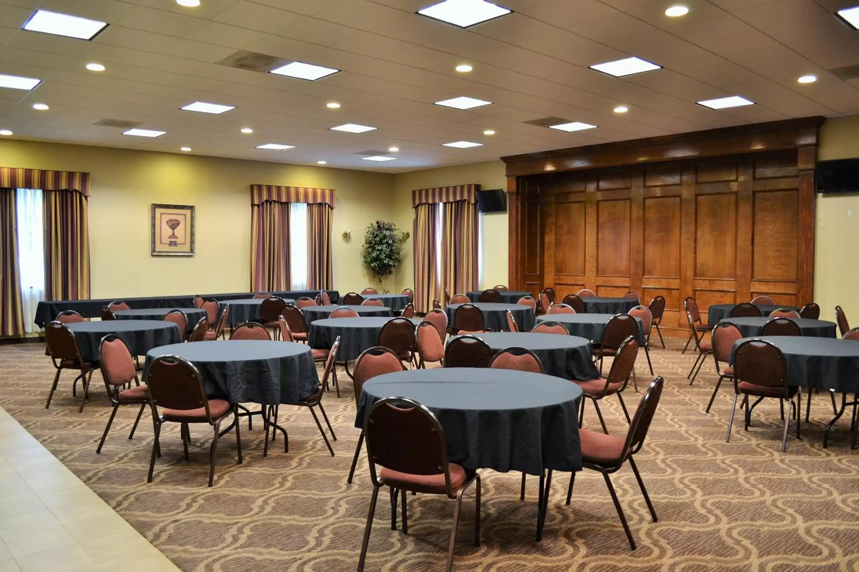 Banquet/Function facilities in Ashmore Inn and Suites Lubbock