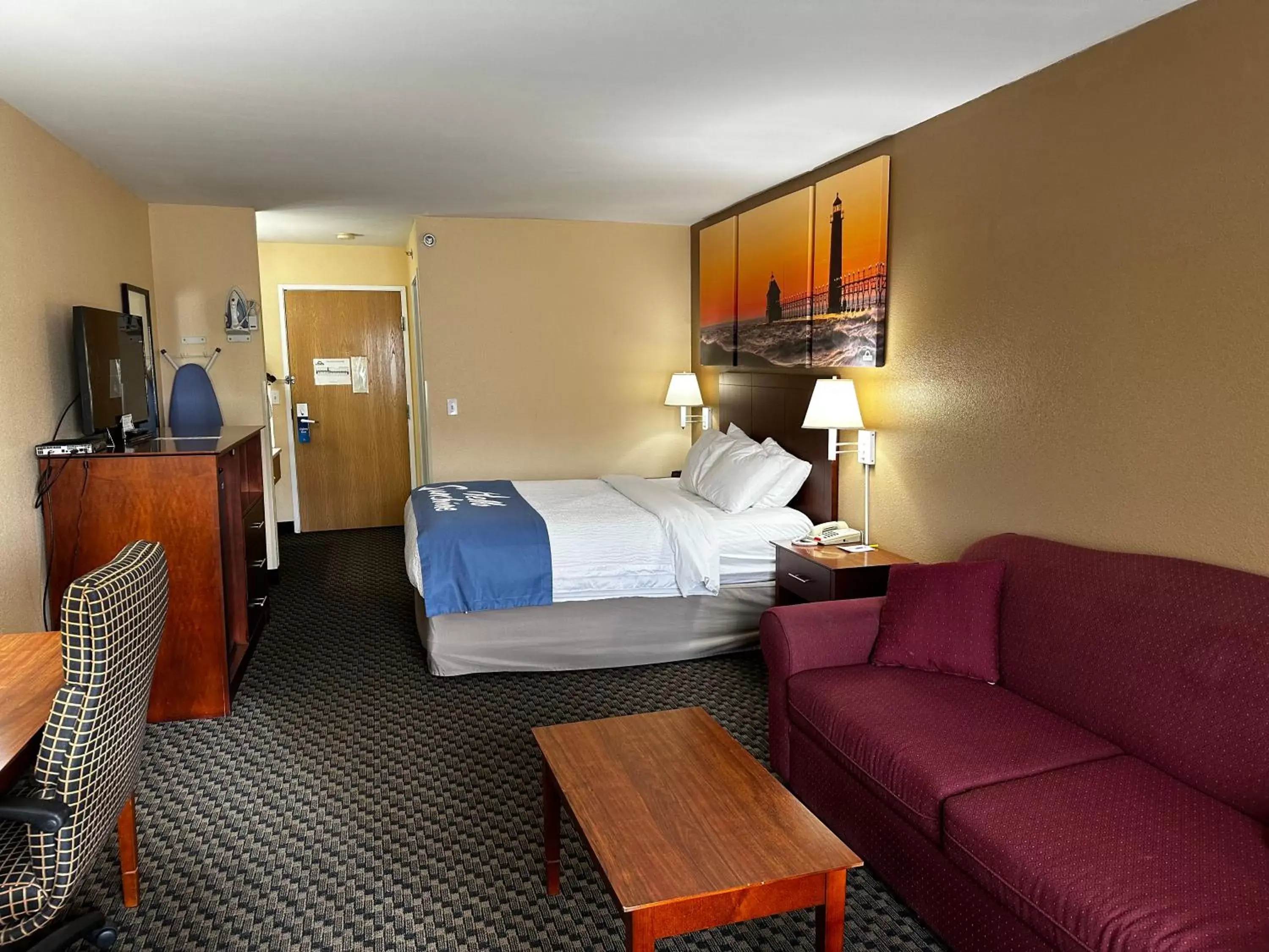 Photo of the whole room in Days Inn by Wyndham Imlay City