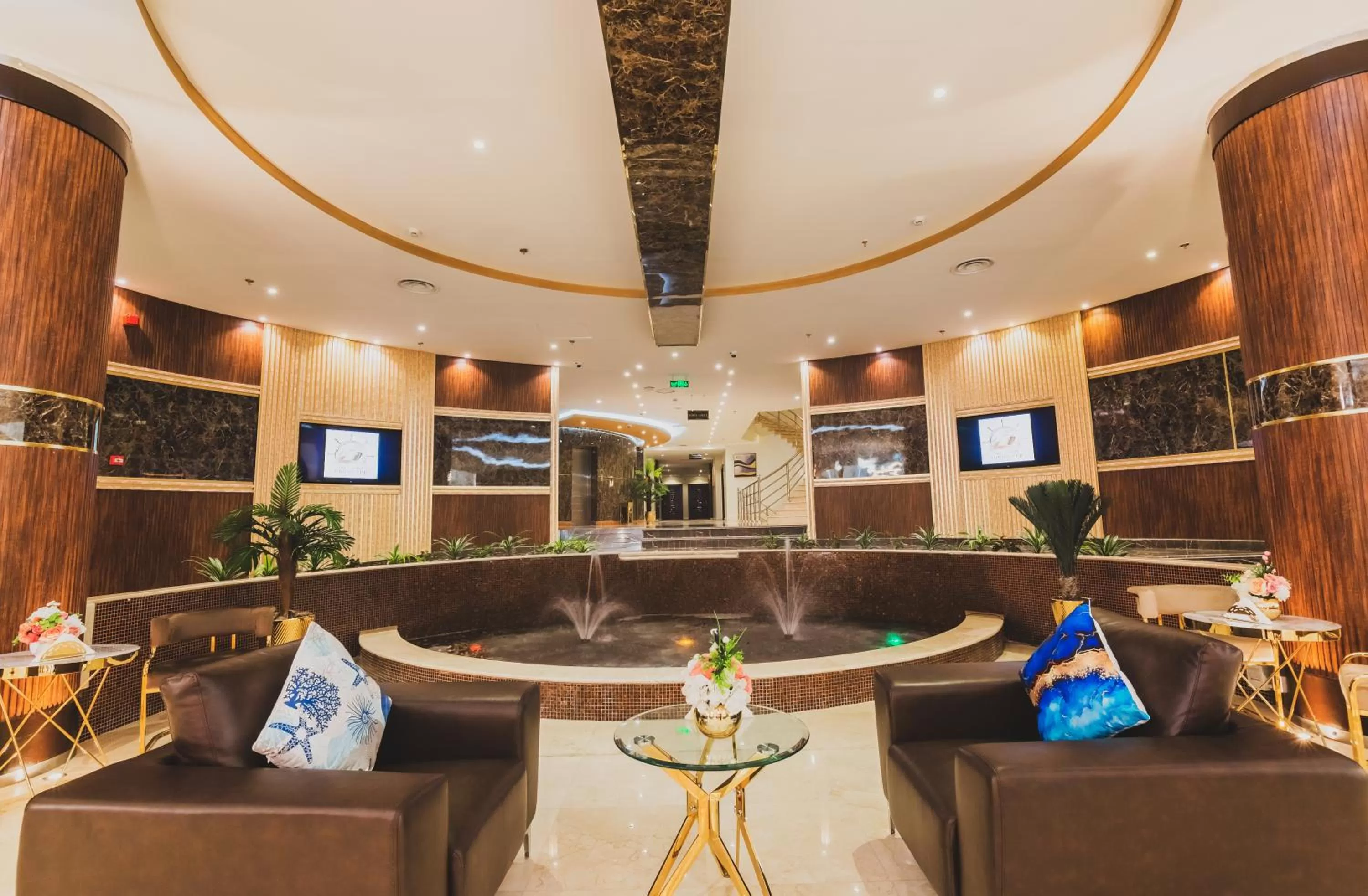 Lobby or reception in Golden Ship Hotel