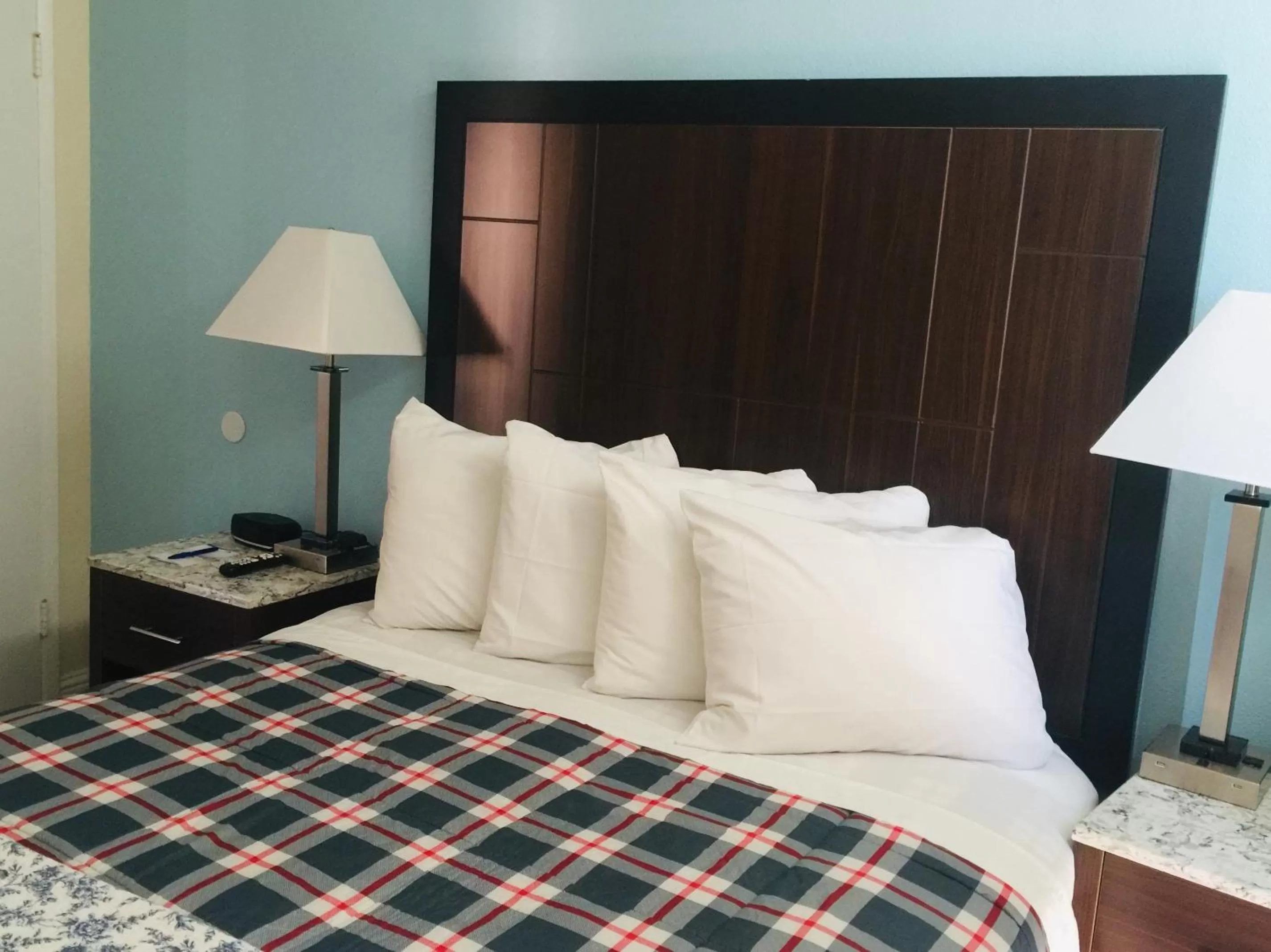 Bed in Dolphin Cove Motel