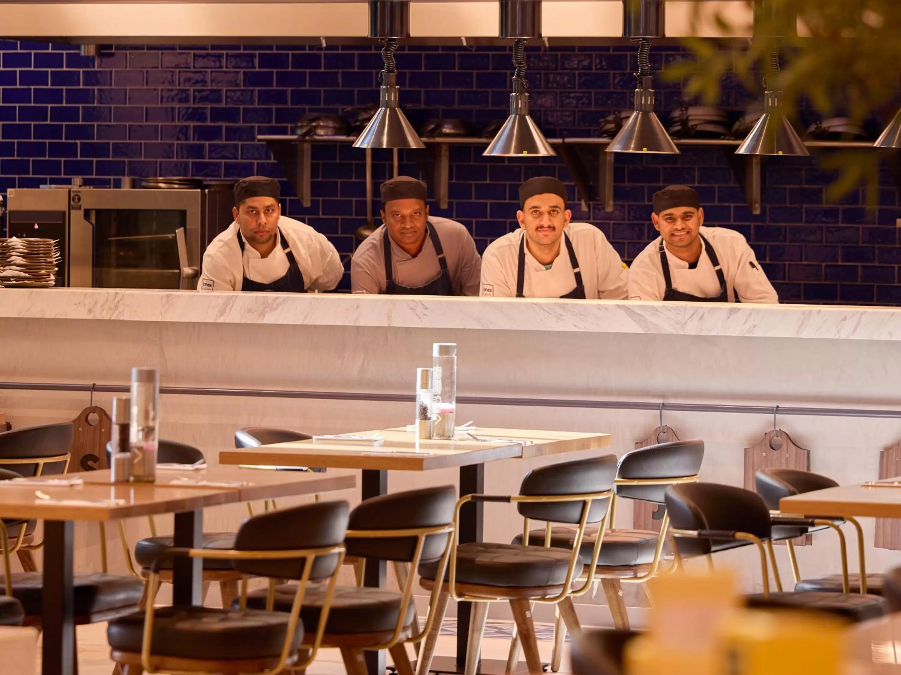 Restaurant/places to eat in Fairmont Ramla Riyadh